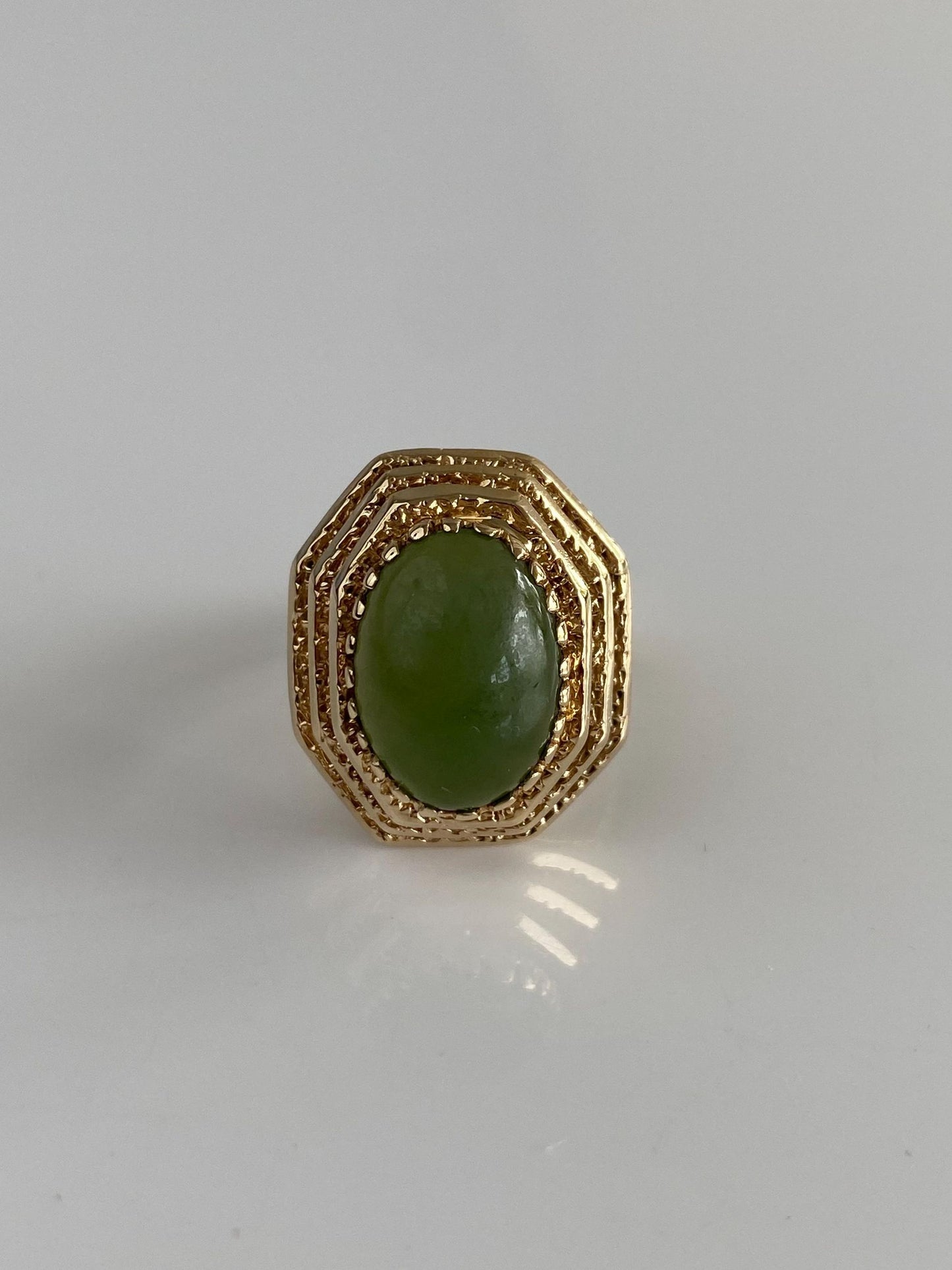 Vintage Solid 14k Yellow Gold Nephrite Ring - Size 5.5
