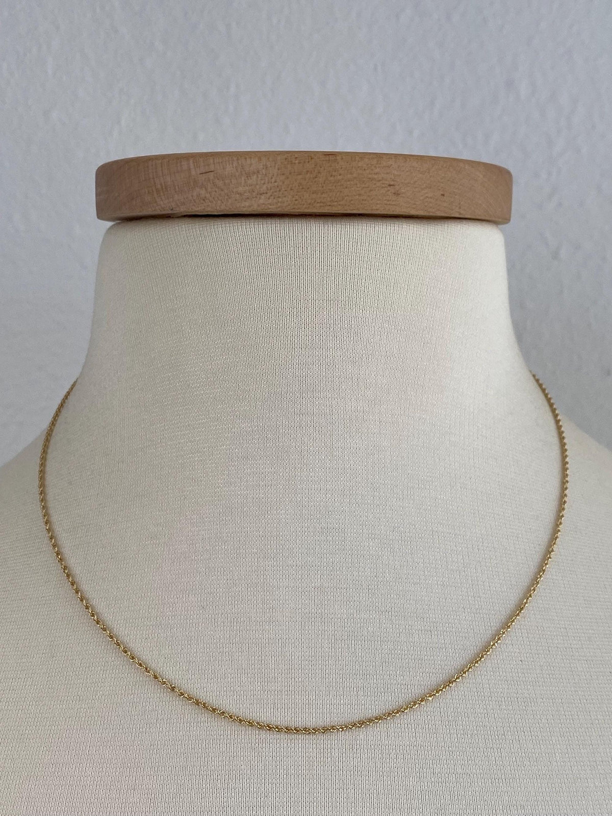 Vintage 14k Yellow Gold Slim Rope Chain Necklace - 18.25 inches