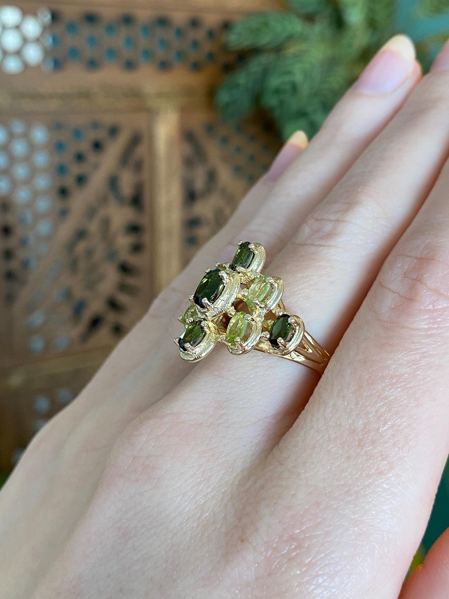 Vintage Solid 14k Yellow Gold Green Tourmaline Peridot Cluster Ring - Size 6.75