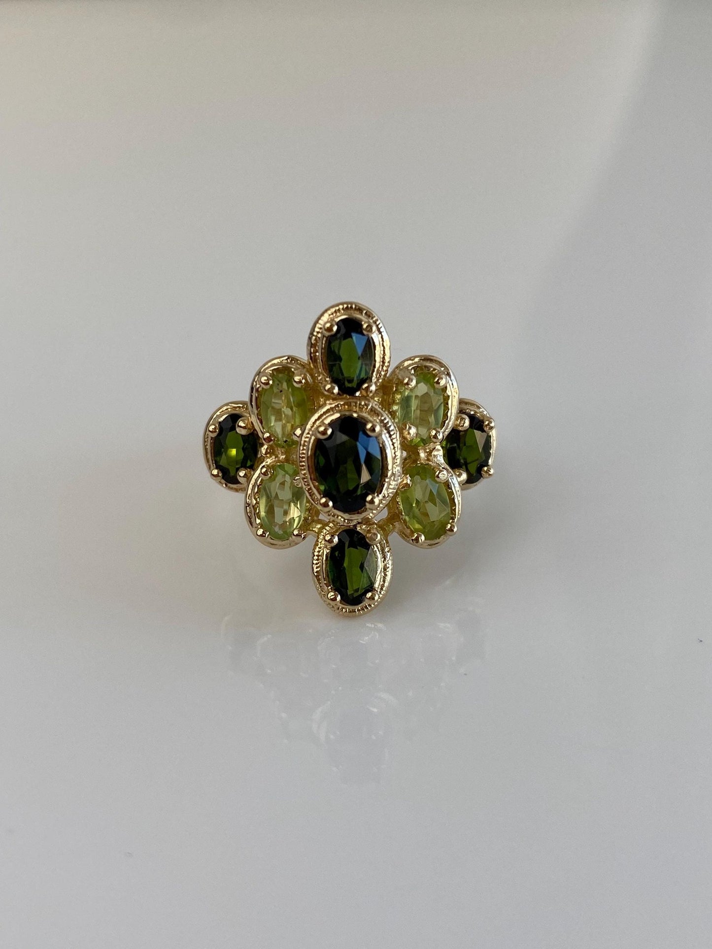 Vintage Solid 14k Yellow Gold Green Tourmaline Peridot Cluster Ring - Size 6.75