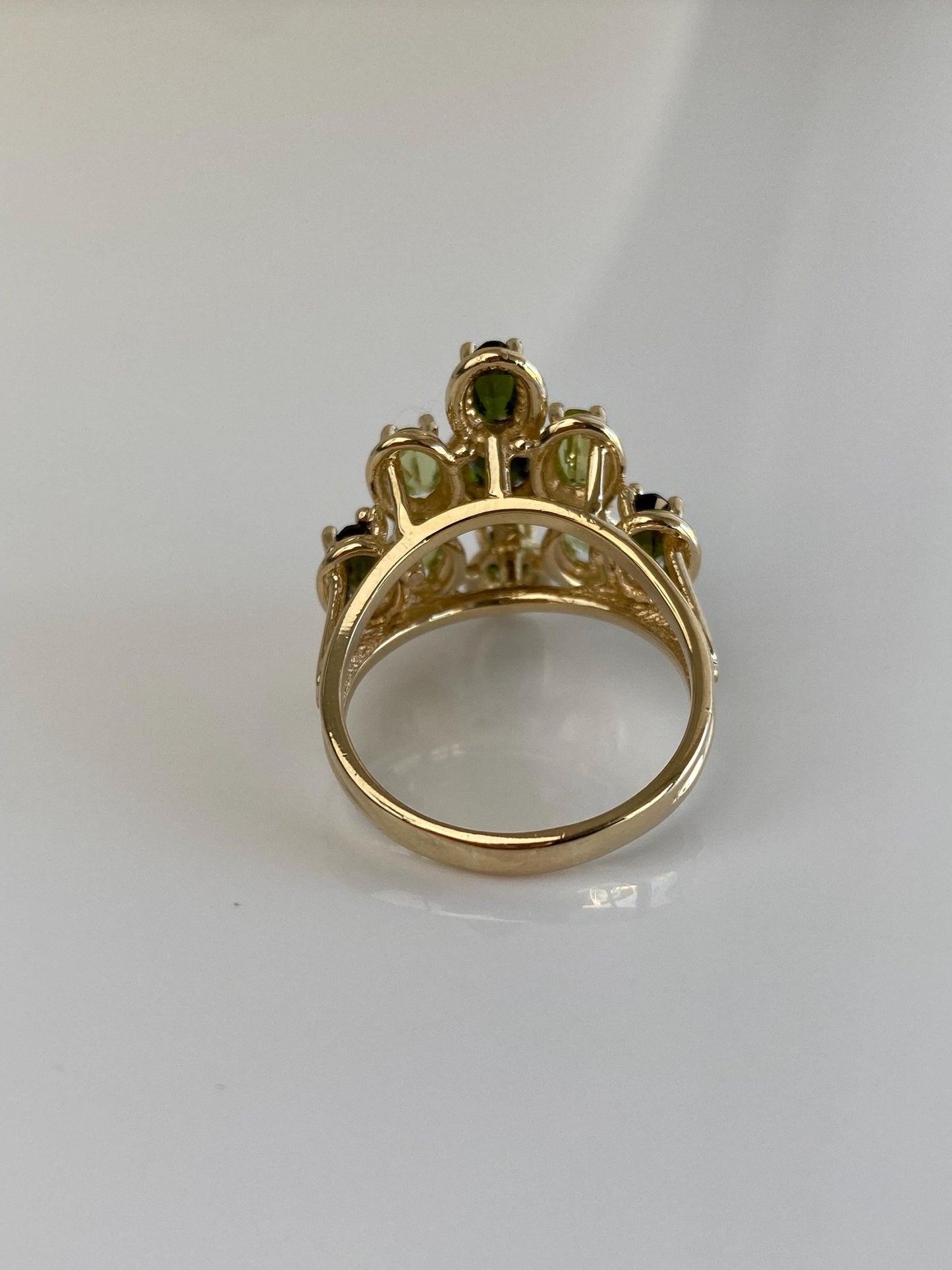 Vintage Solid 14k Yellow Gold Green Tourmaline Peridot Cluster Ring - Size 6.75