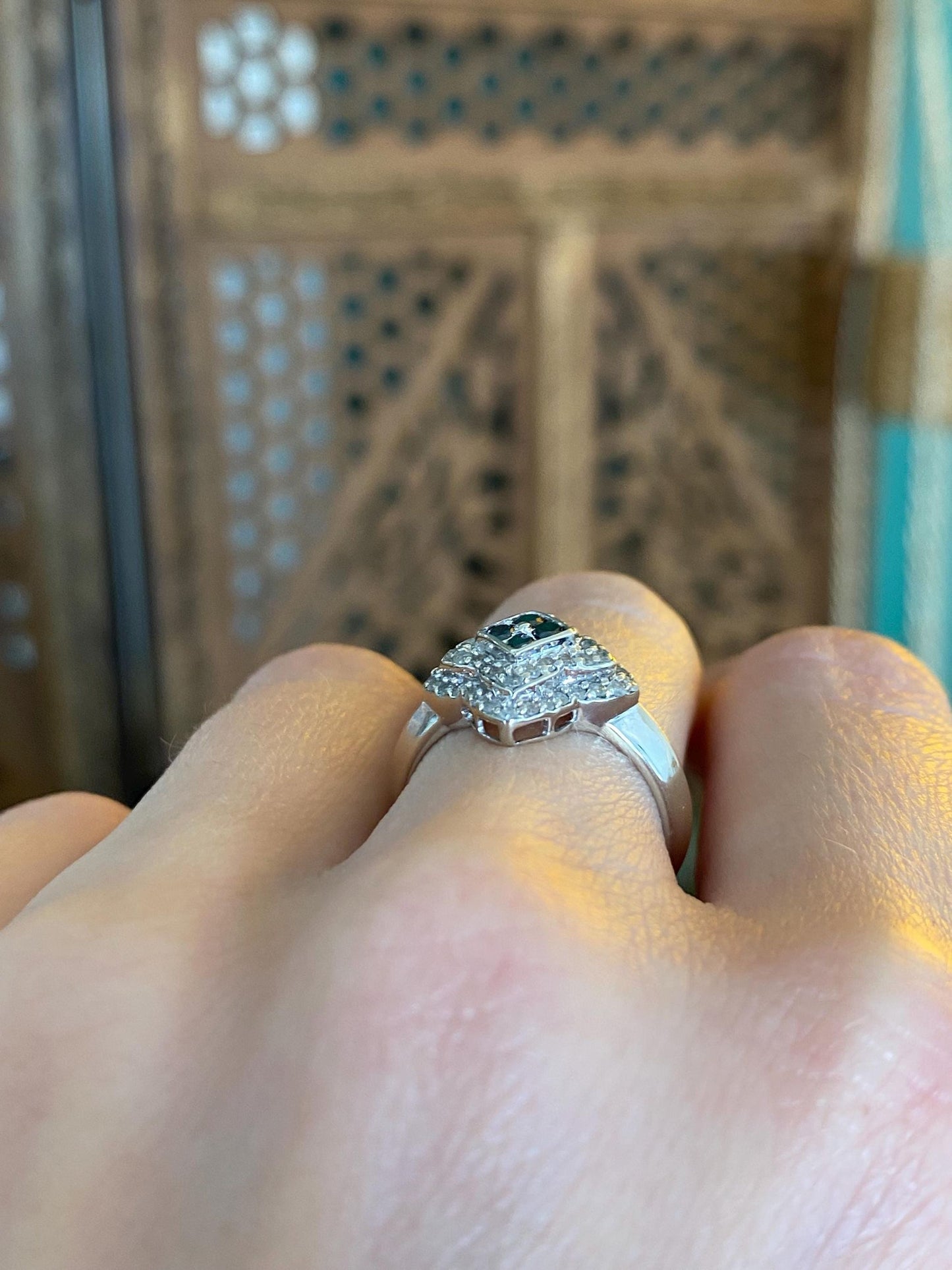 Vintage Solid 10k White Gold Blue & Clear Diamond Square Ring - Size 5.75