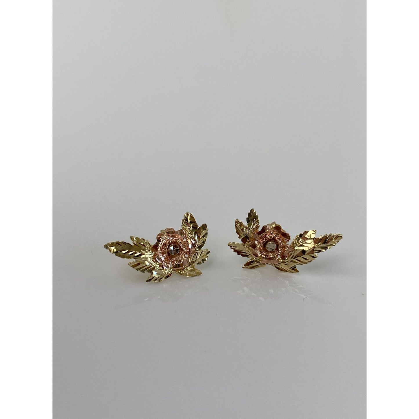 Vintage Solid 14k Tri Tone Gold Diamond Cut Rose Stud Earrings