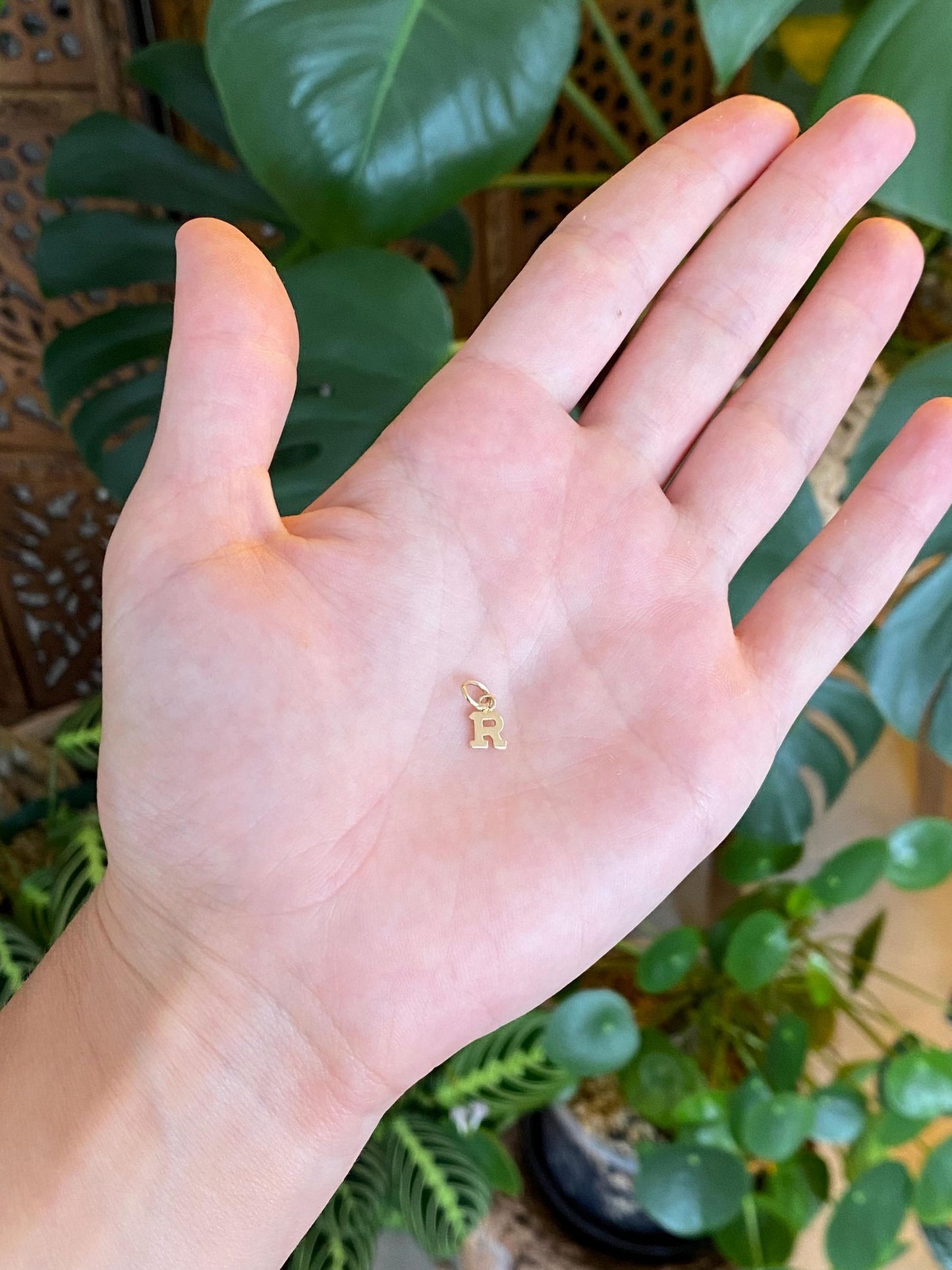 Vintage Solid 14k Yellow Gold Initial "R" Charm
