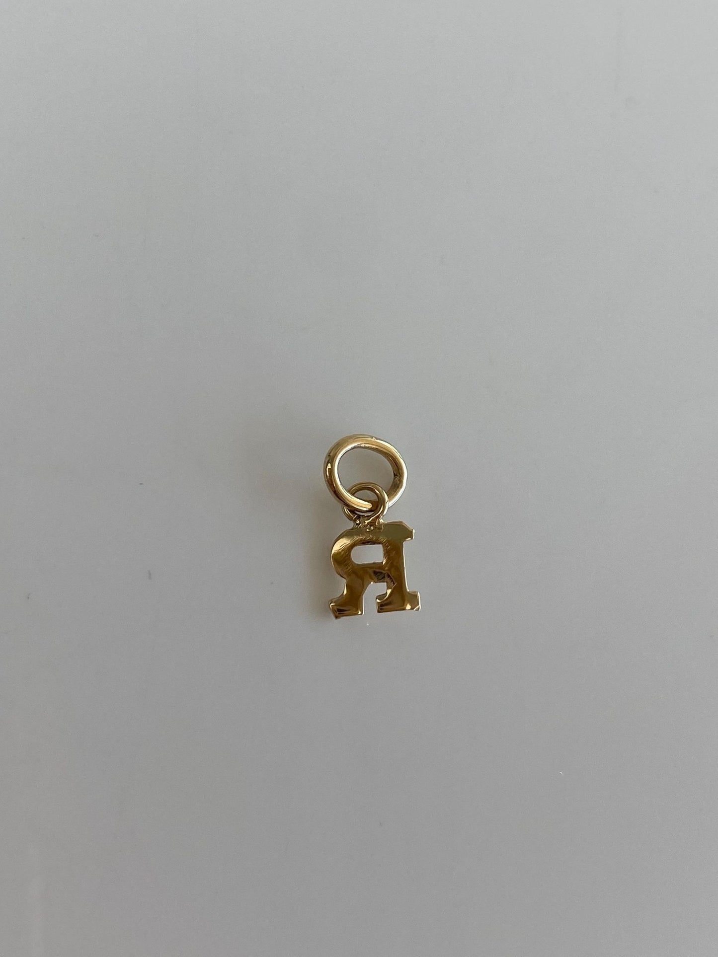 Vintage Solid 14k Yellow Gold Initial "R" Charm