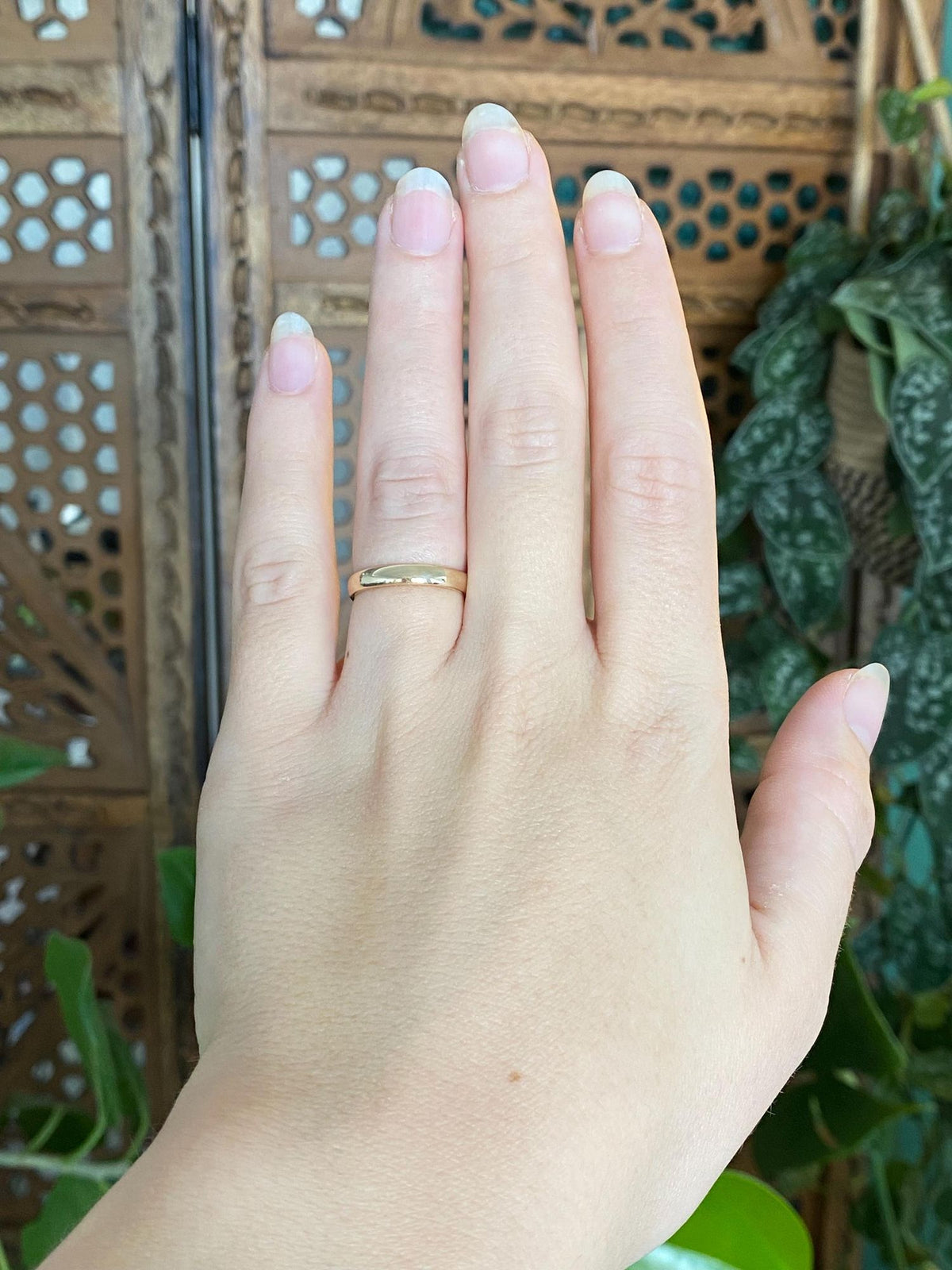 Vintage Solid 14k Yellow Gold Ring Band - Size 5.75