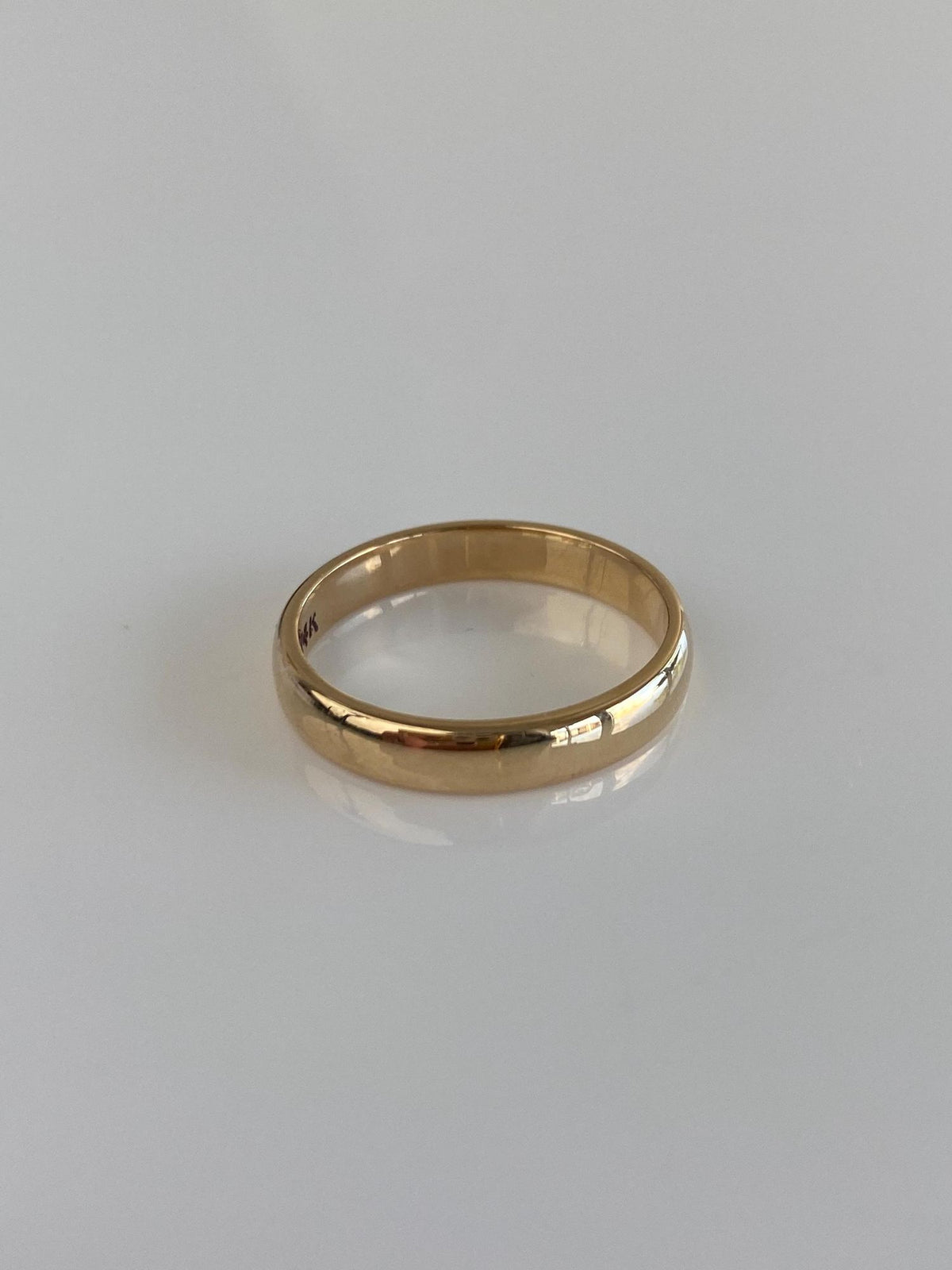 Vintage Solid 14k Yellow Gold Ring Band - Size 5.75