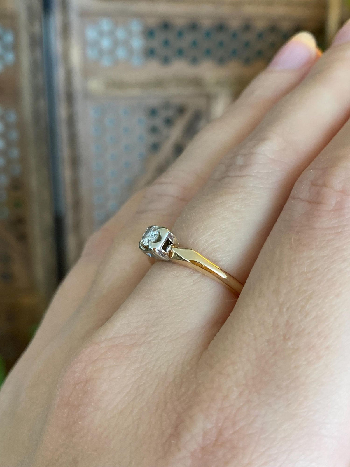 Vintage Solid 14k White & Yellow Gold Diamond Ring - Size 6.75