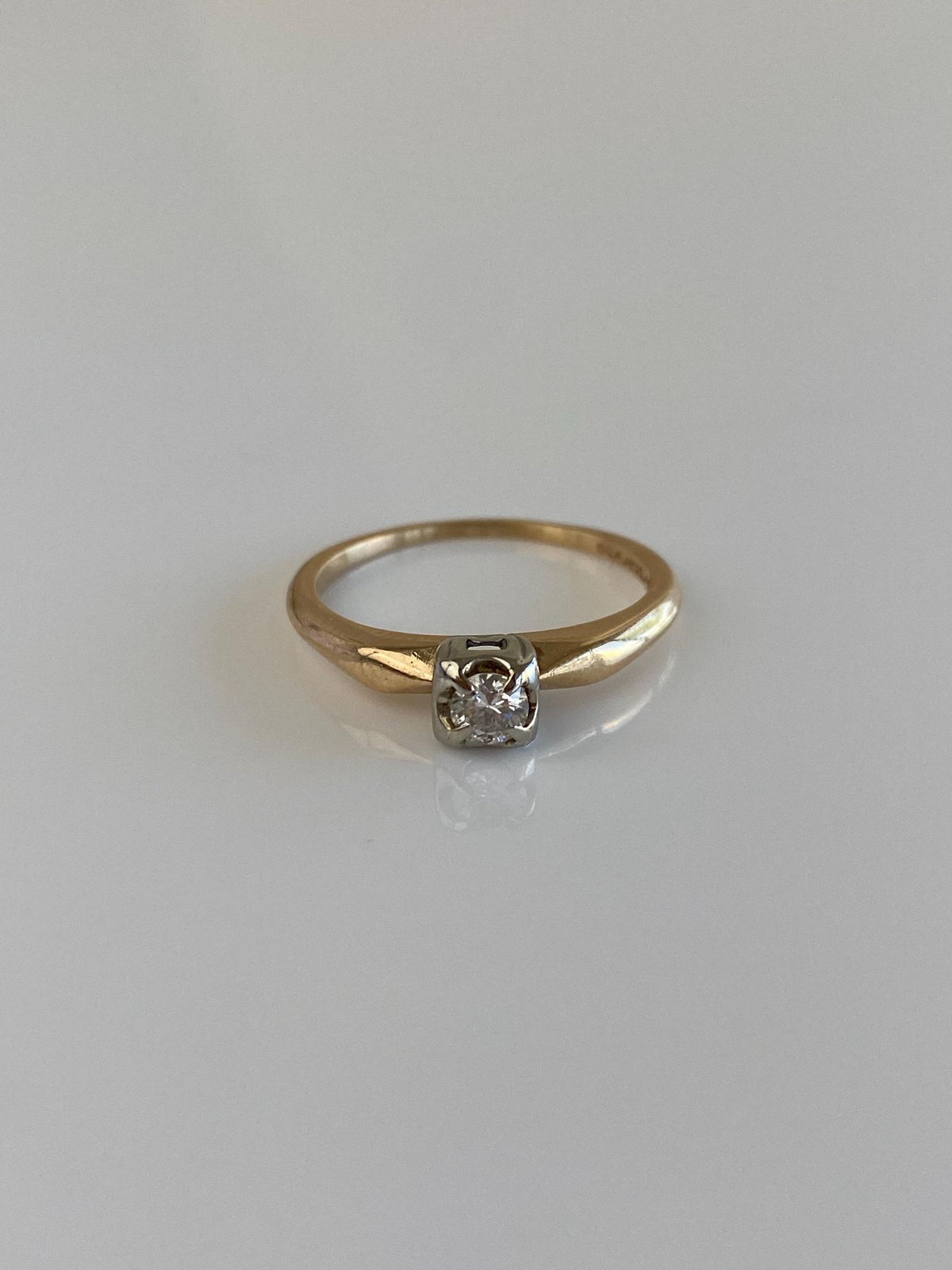 Vintage Solid 14k White & Yellow Gold Diamond Ring - Size 6.75