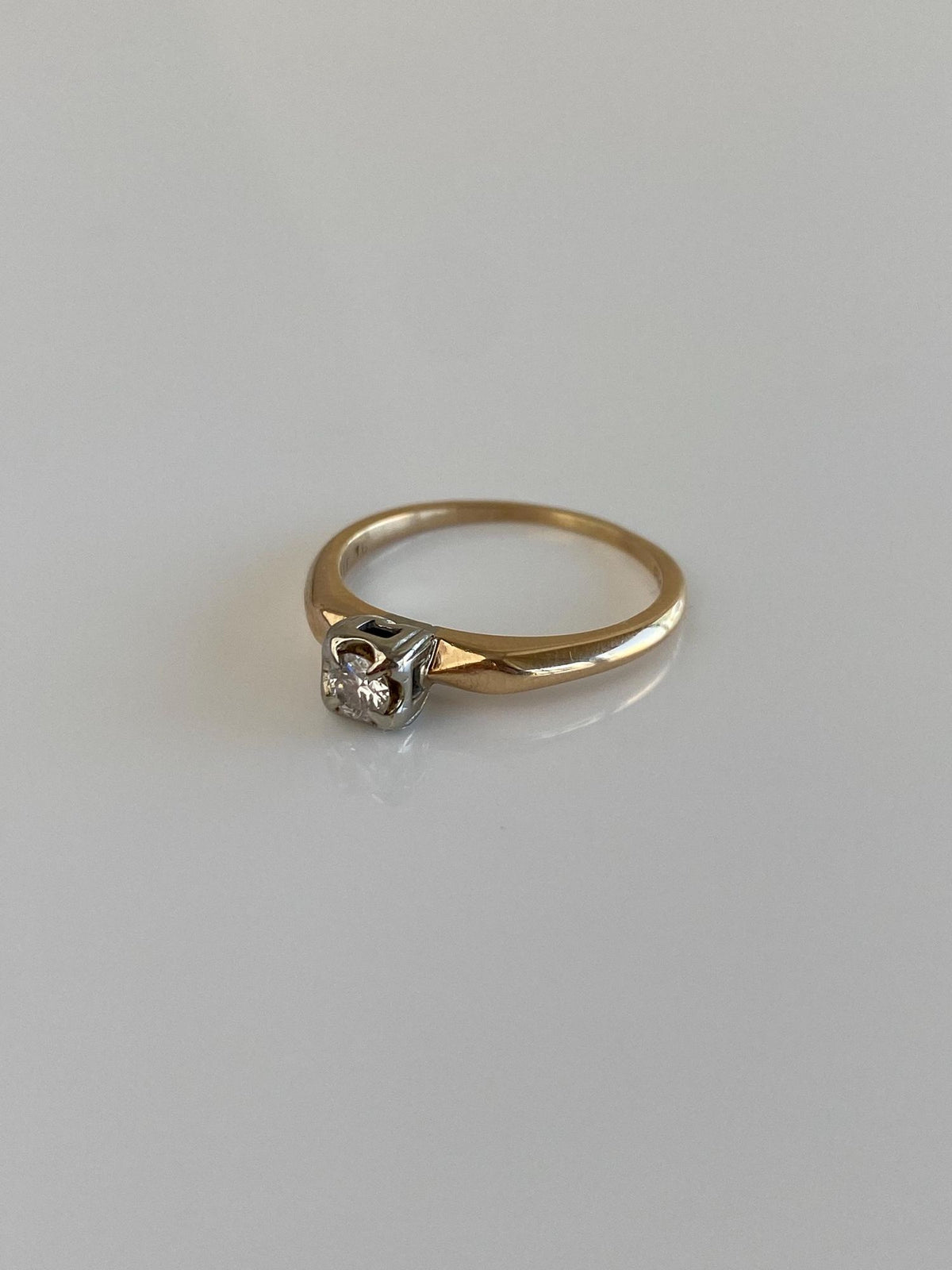 Vintage Solid 14k White & Yellow Gold Diamond Ring - Size 6.75