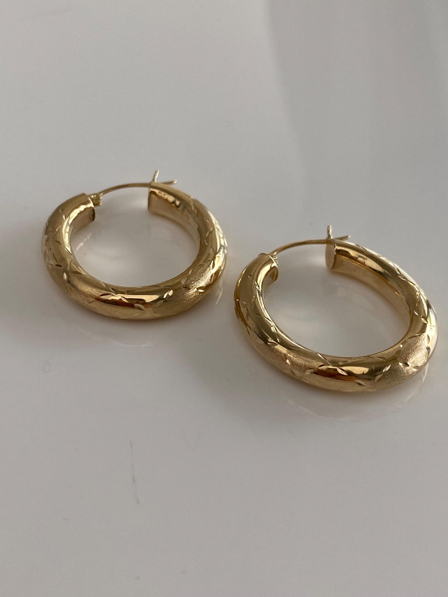 Vintage 14k Yellow Gold Chunky Diamond Cut Hoop Earrings