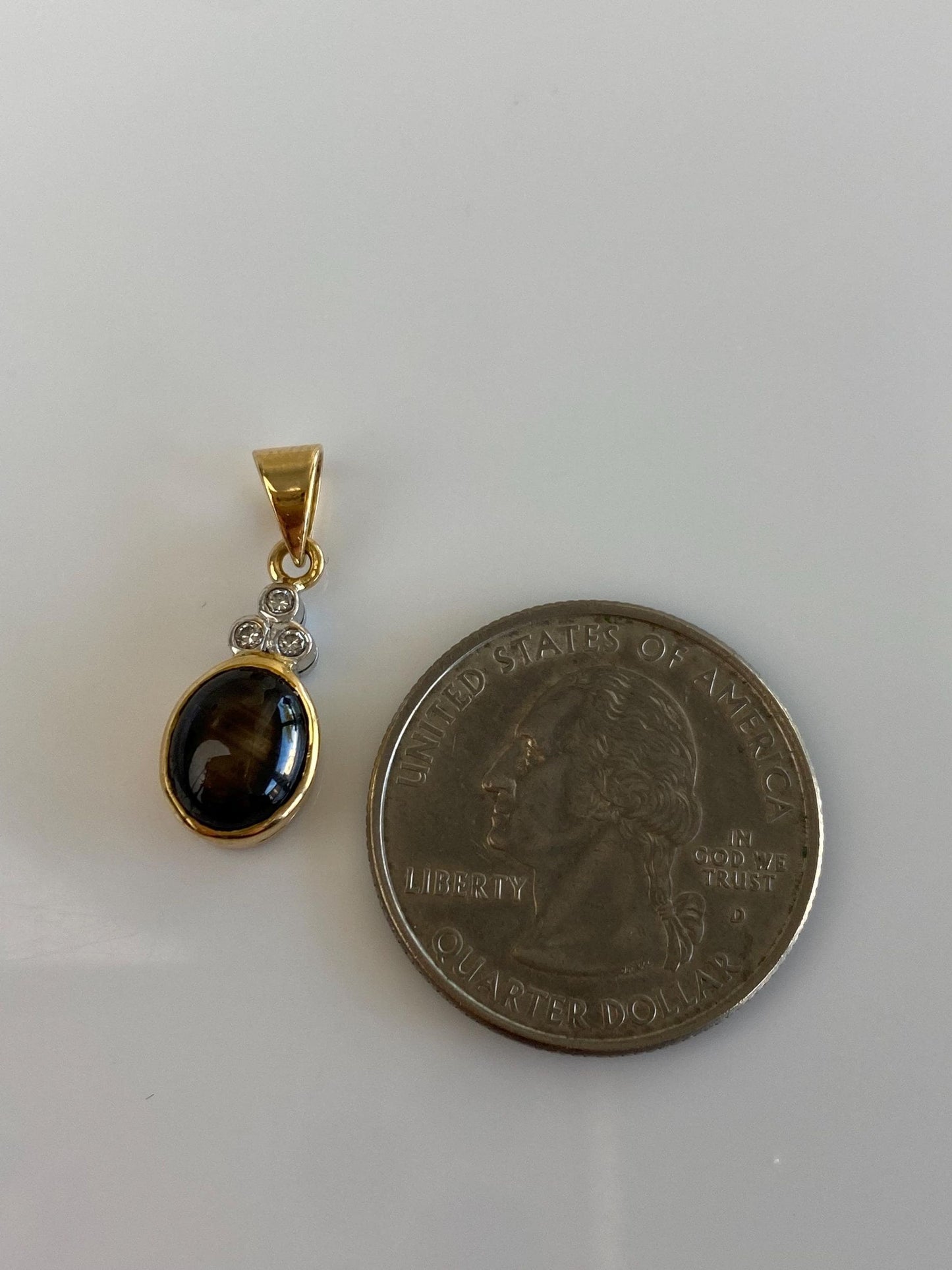 Vintage Solid 18k White & Yellow Gold Diamond Star Sapphire Charm