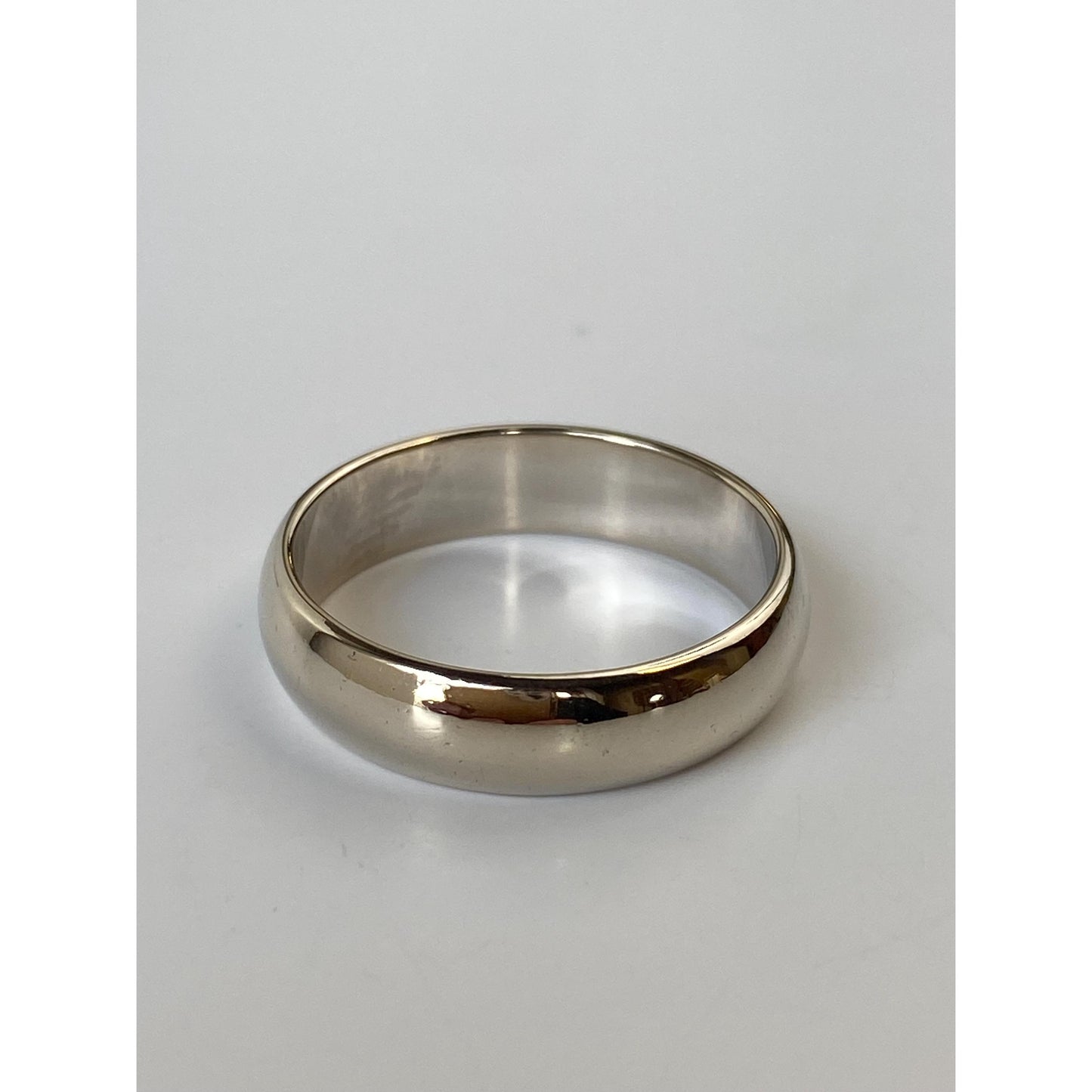 Vintage Solid 14k White Gold Ring Band - Size 8.25