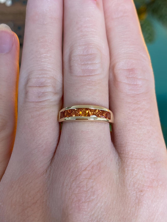 Vintage Solid 10k Yellow Gold Orange Sapphire Ring Band - Size 7
