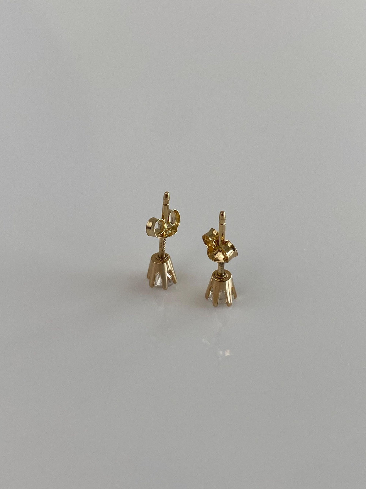 Vintage Solid 14k Yellow Gold Diamond Stud Earrings