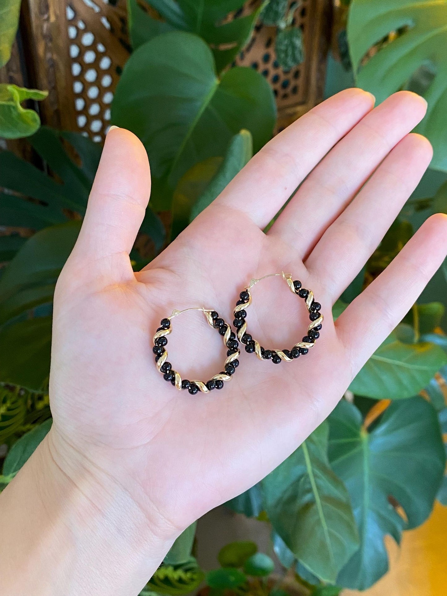 Vintage 14k Yellow Gold Black Onyx Bead Twisted Hoop Earrings