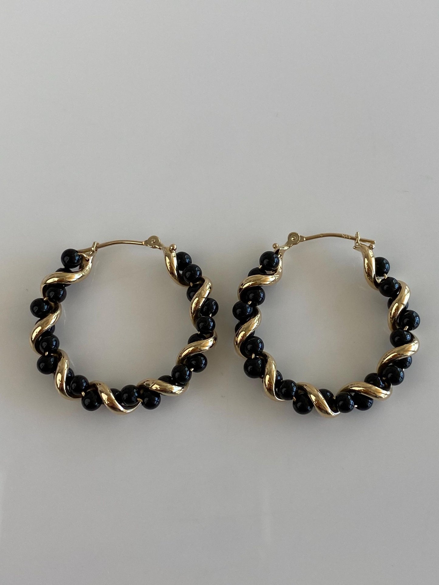 Vintage 14k Yellow Gold Black Onyx Bead Twisted Hoop Earrings