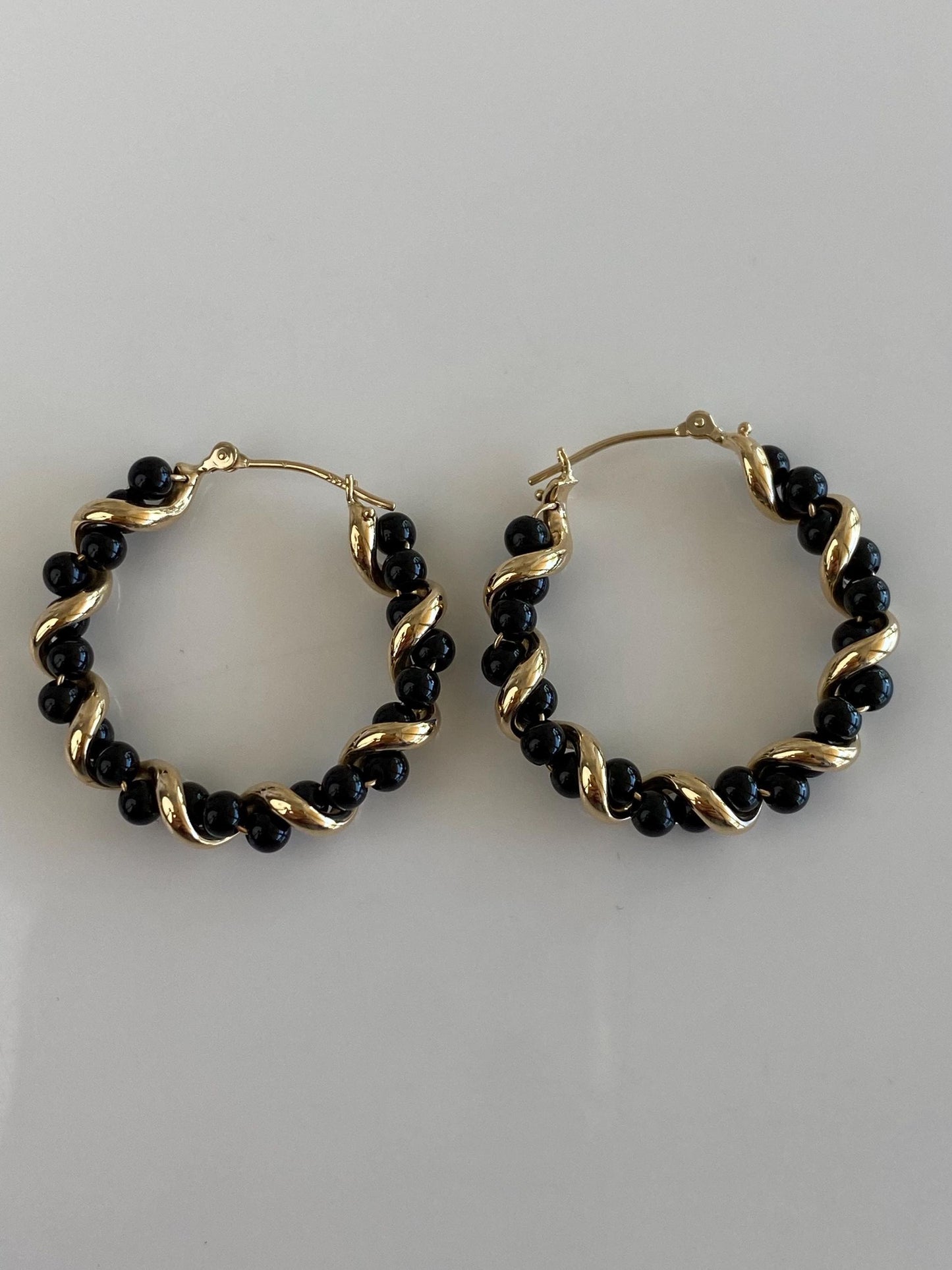 Vintage 14k Yellow Gold Black Onyx Bead Twisted Hoop Earrings