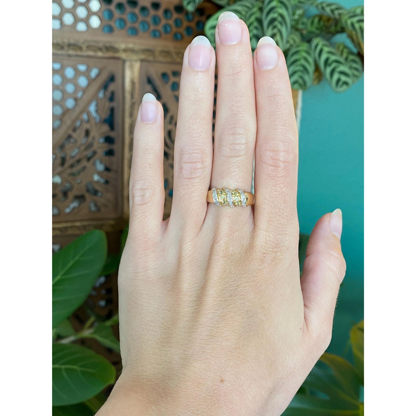 Solid 14k Yellow Gold Diamond & Peridot Ring Band - Size 6.75