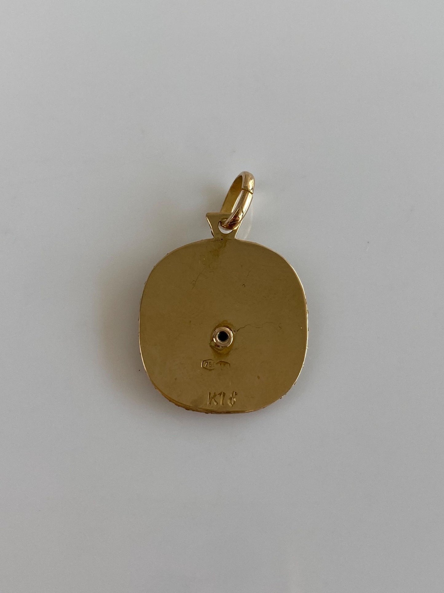 Vintage Solid 18k Yellow Gold Virgin Mary Charm