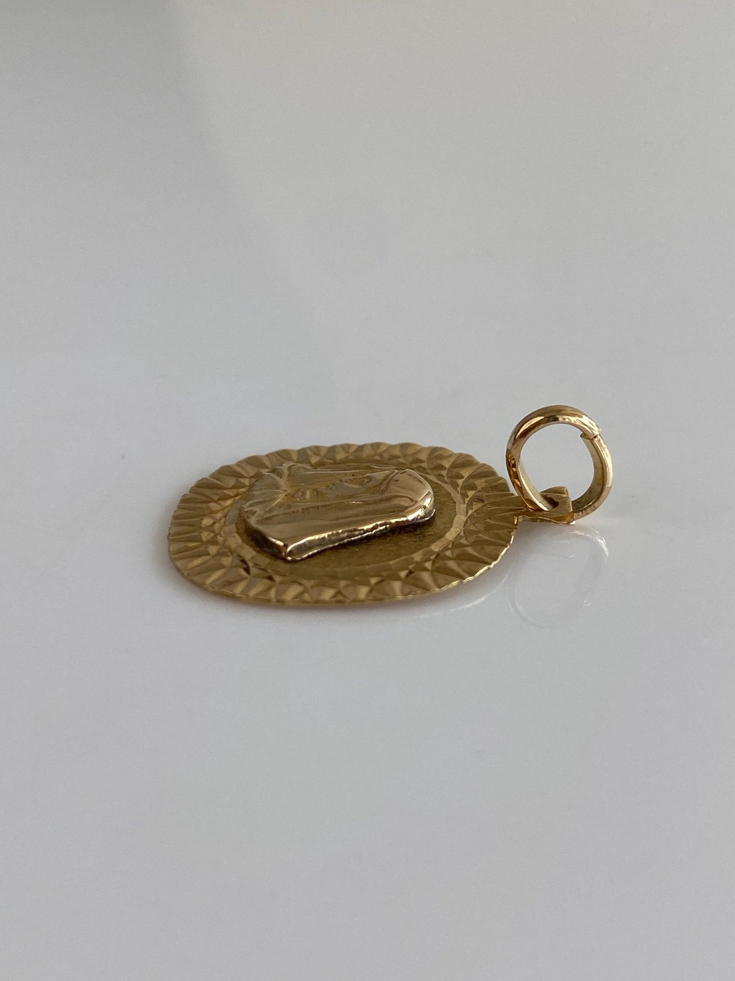 Vintage Solid 18k Yellow Gold Virgin Mary Charm