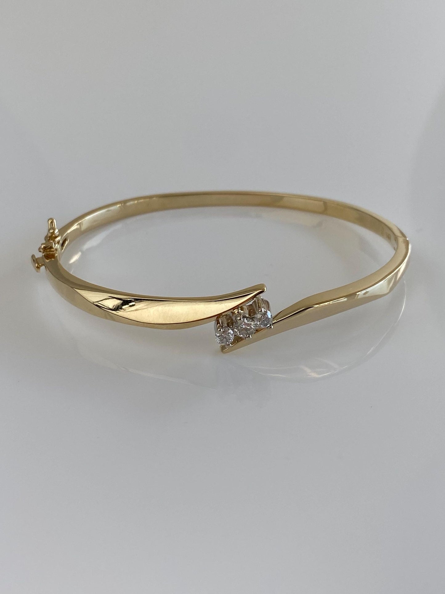 Vintage Solid 14k White & Yellow Gold Diamonds Bangle Bracelet - 7 Inches