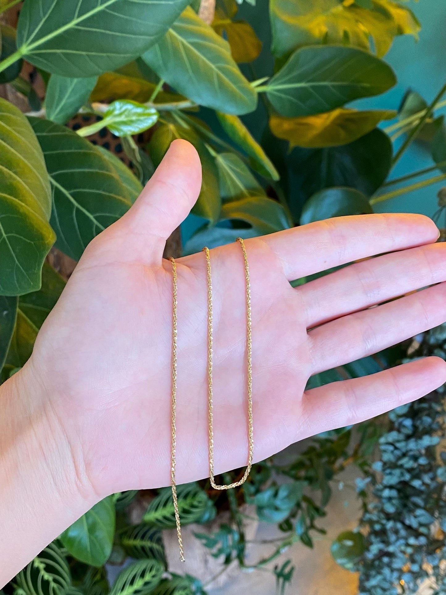 Vintage Solid 14k Yellow Gold Twist Style Chain - 20 inches