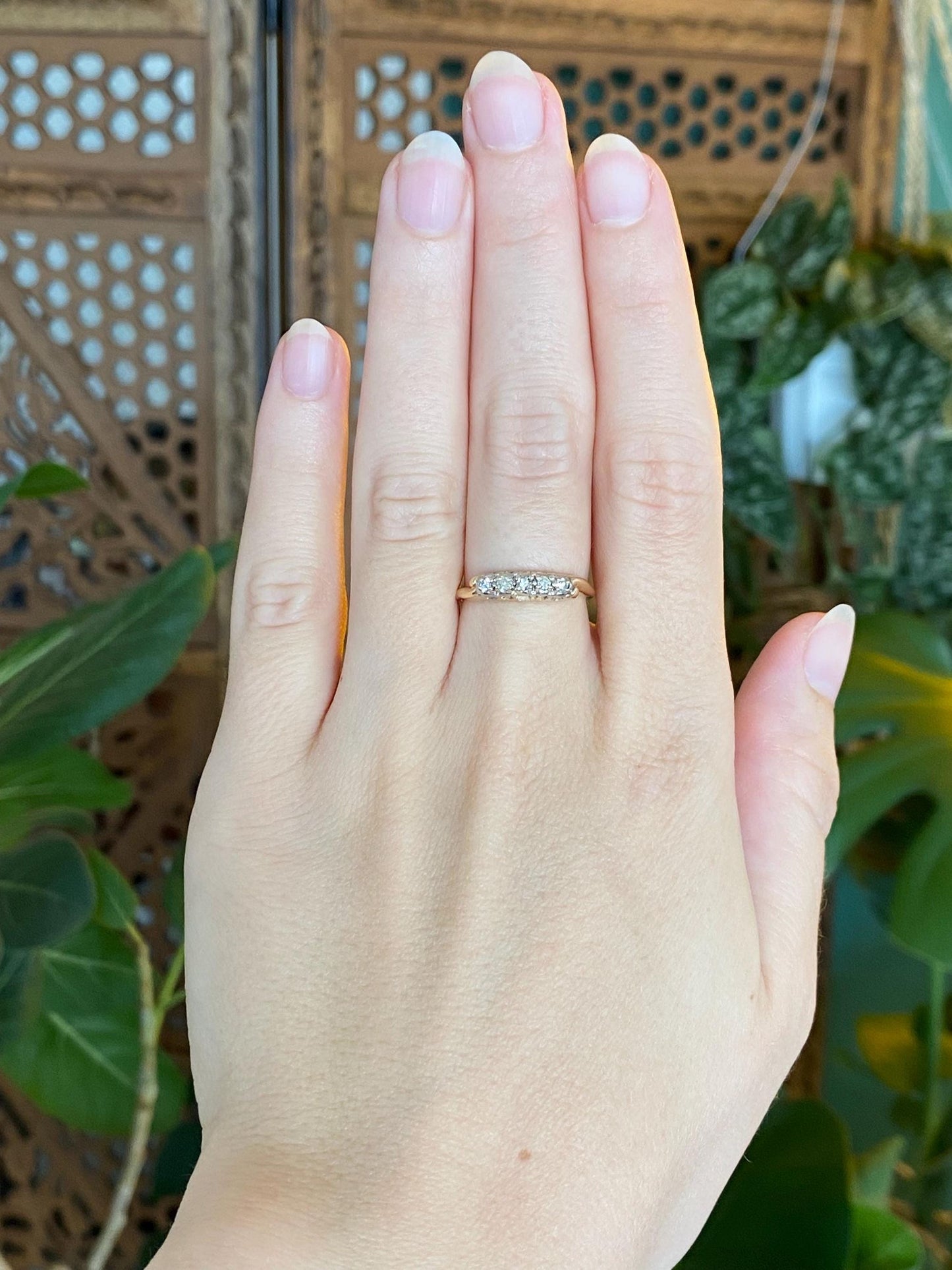 Vintage Solid 14k White & Yellow Gold Diamond Ring Band - Size 6.75
