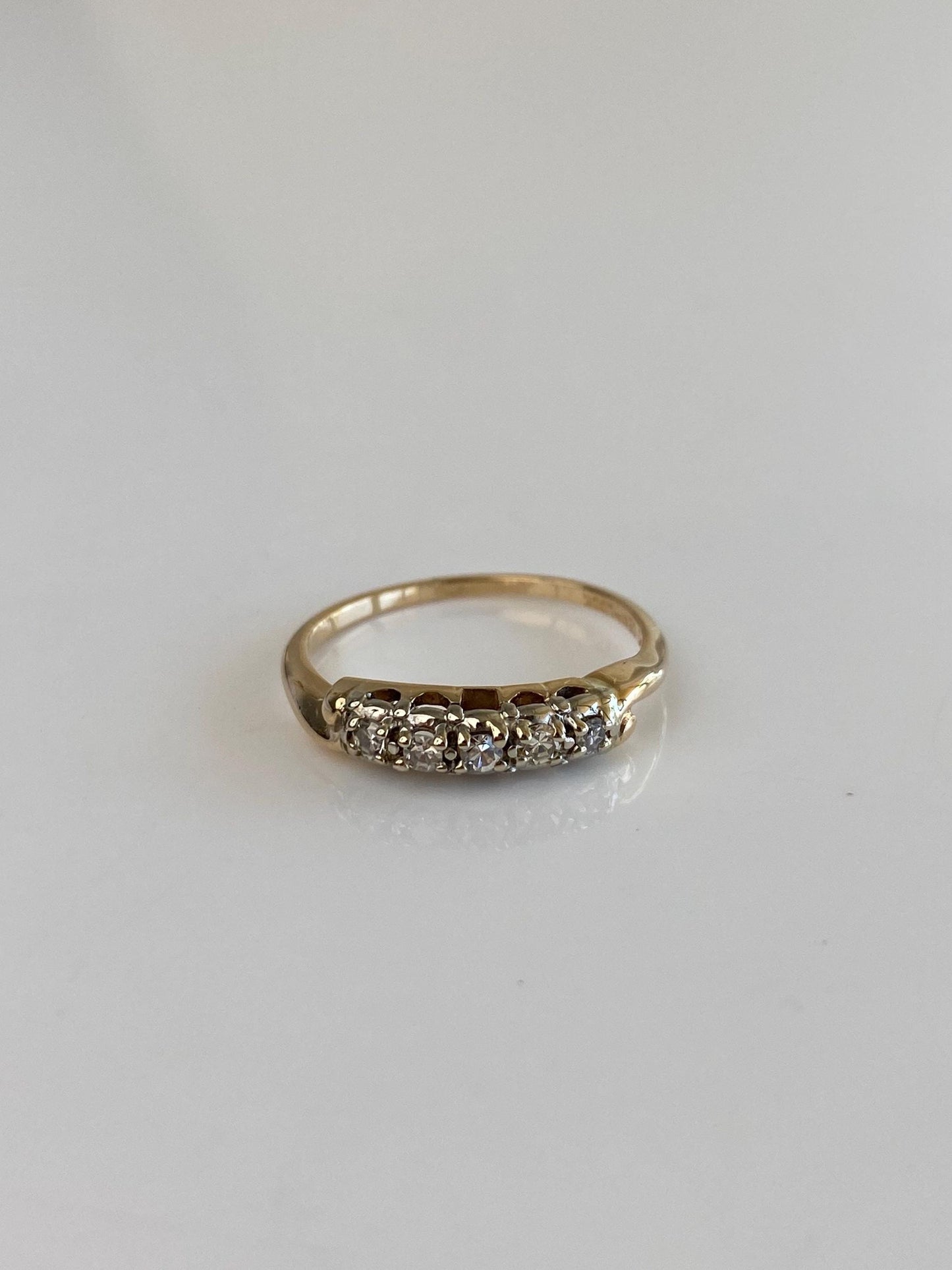 Vintage Solid 14k White & Yellow Gold Diamond Ring Band - Size 6.75