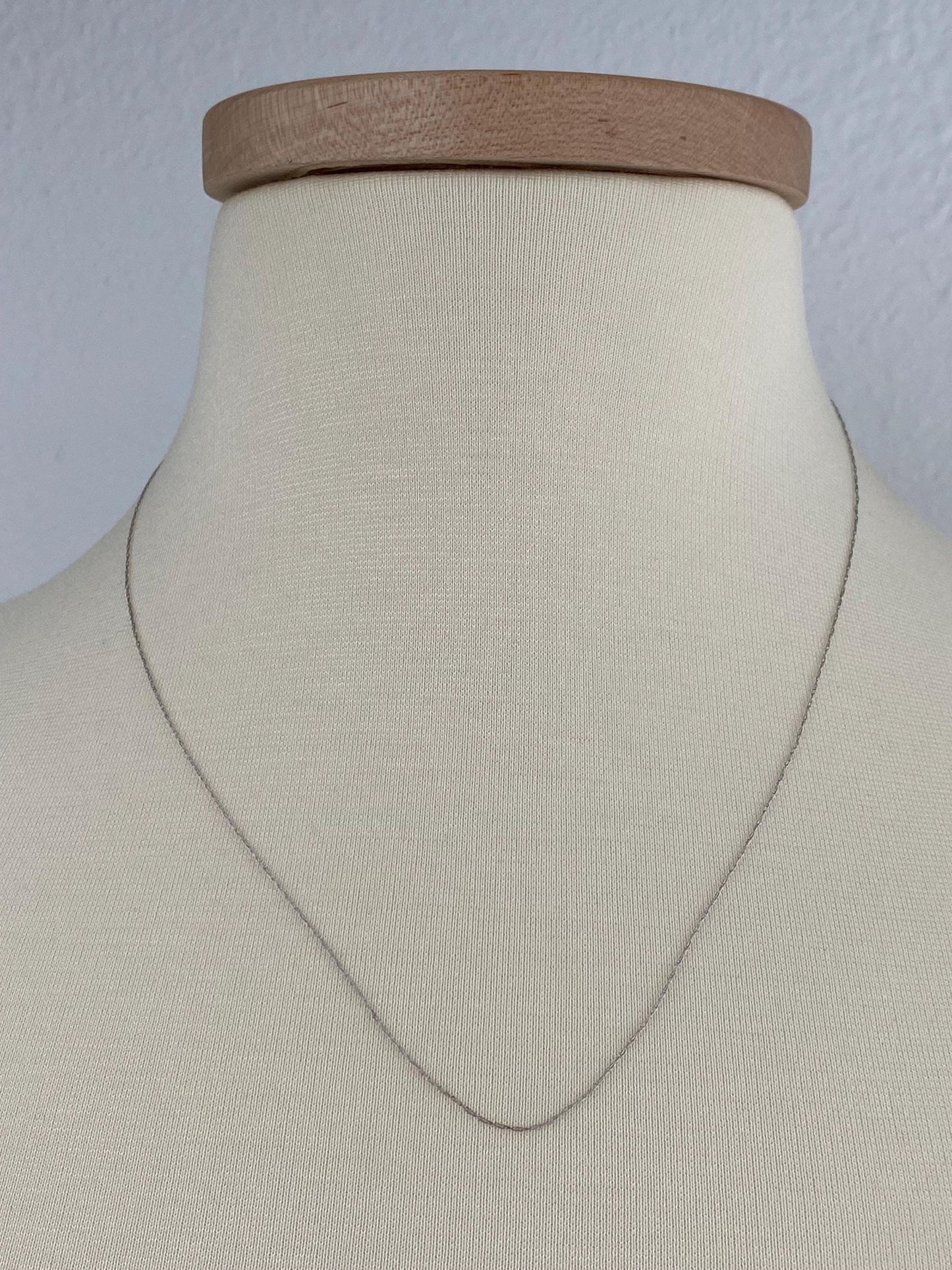 Vintage Solid 10k White Gold Dainty Elongated Chain Necklace - 20 inches