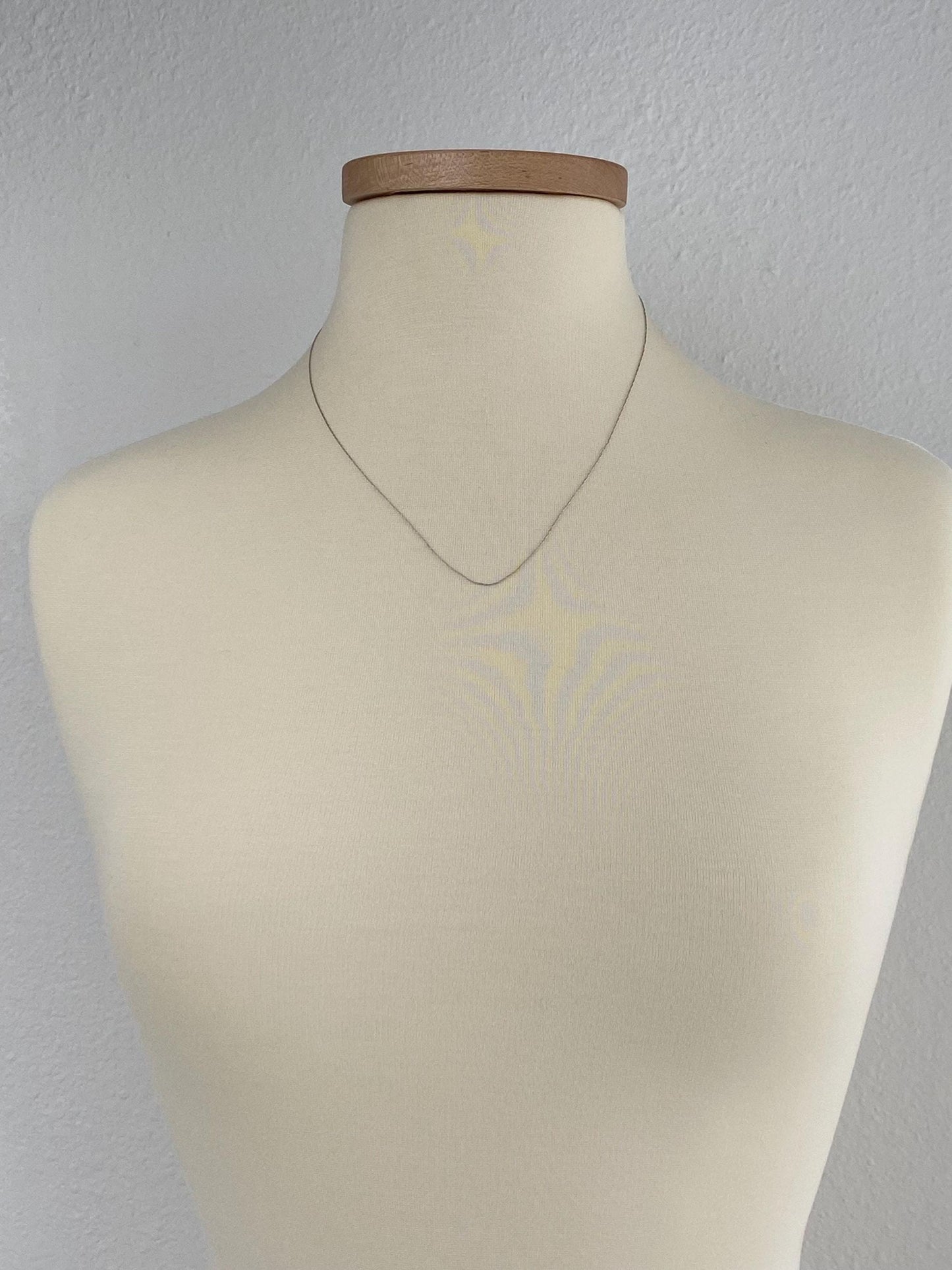 Vintage Solid 10k White Gold Dainty Elongated Chain Necklace - 20 inches