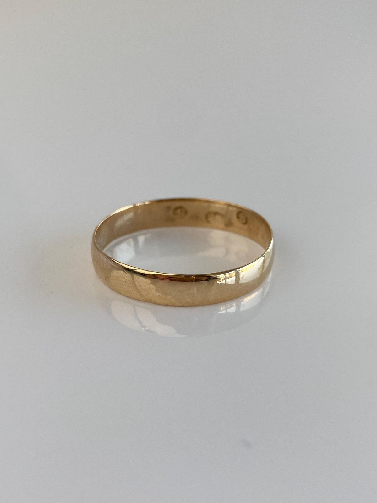 Vintage Solid 14k Yellow Gold Ring Band - Size 11