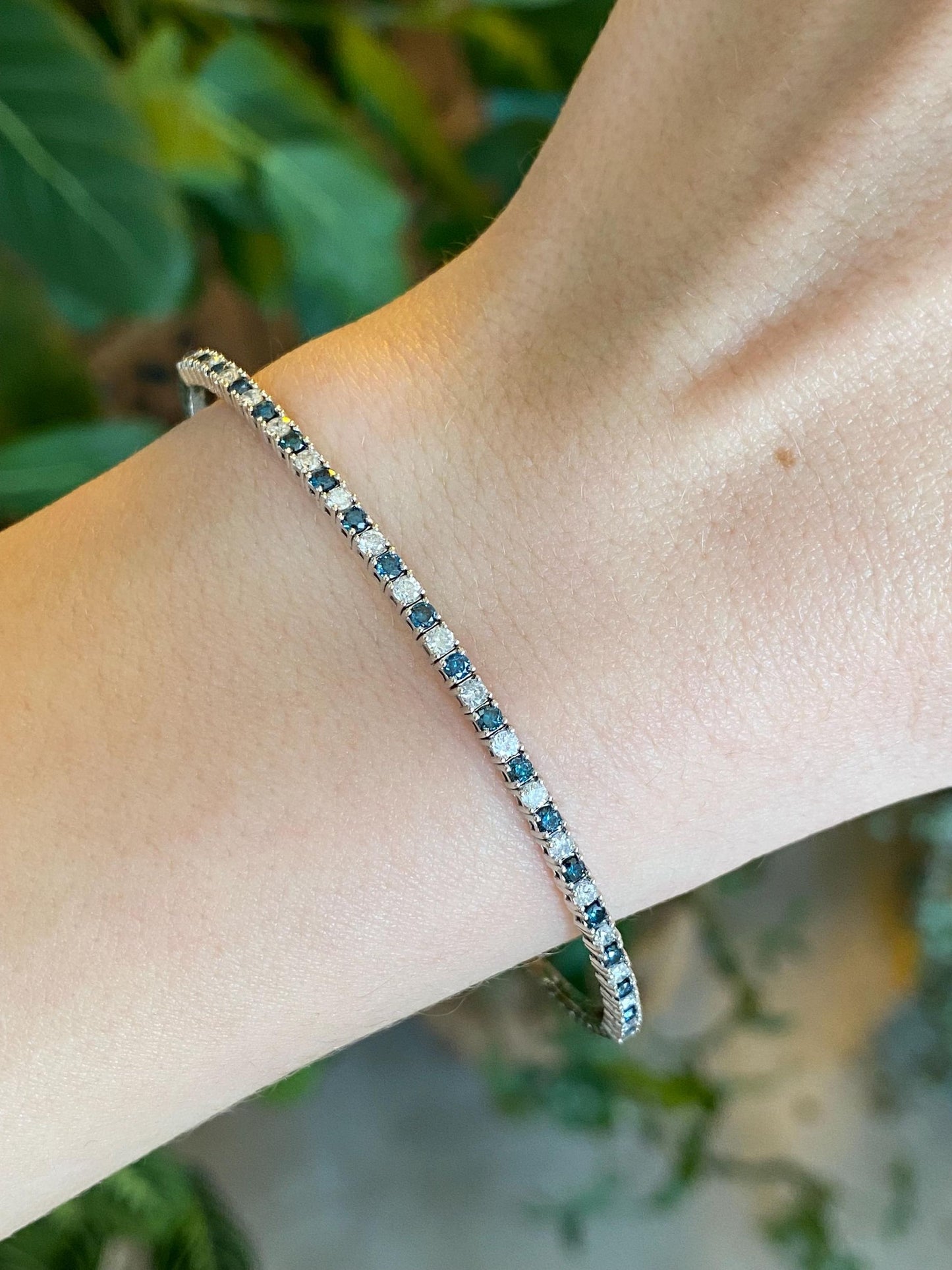 Vintage Solid 14k White Gold Blue & Clear Sapphire Bangle Bracelet