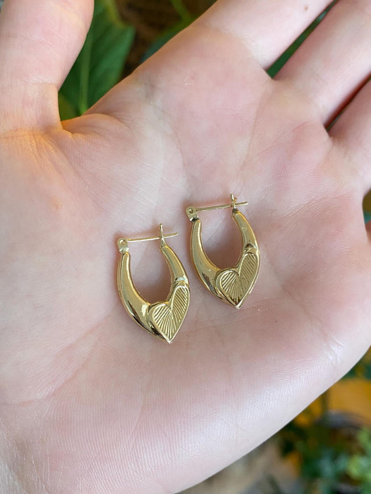Vintage 14k Yellow Gold Heart Design Chevron Hoop Earrings