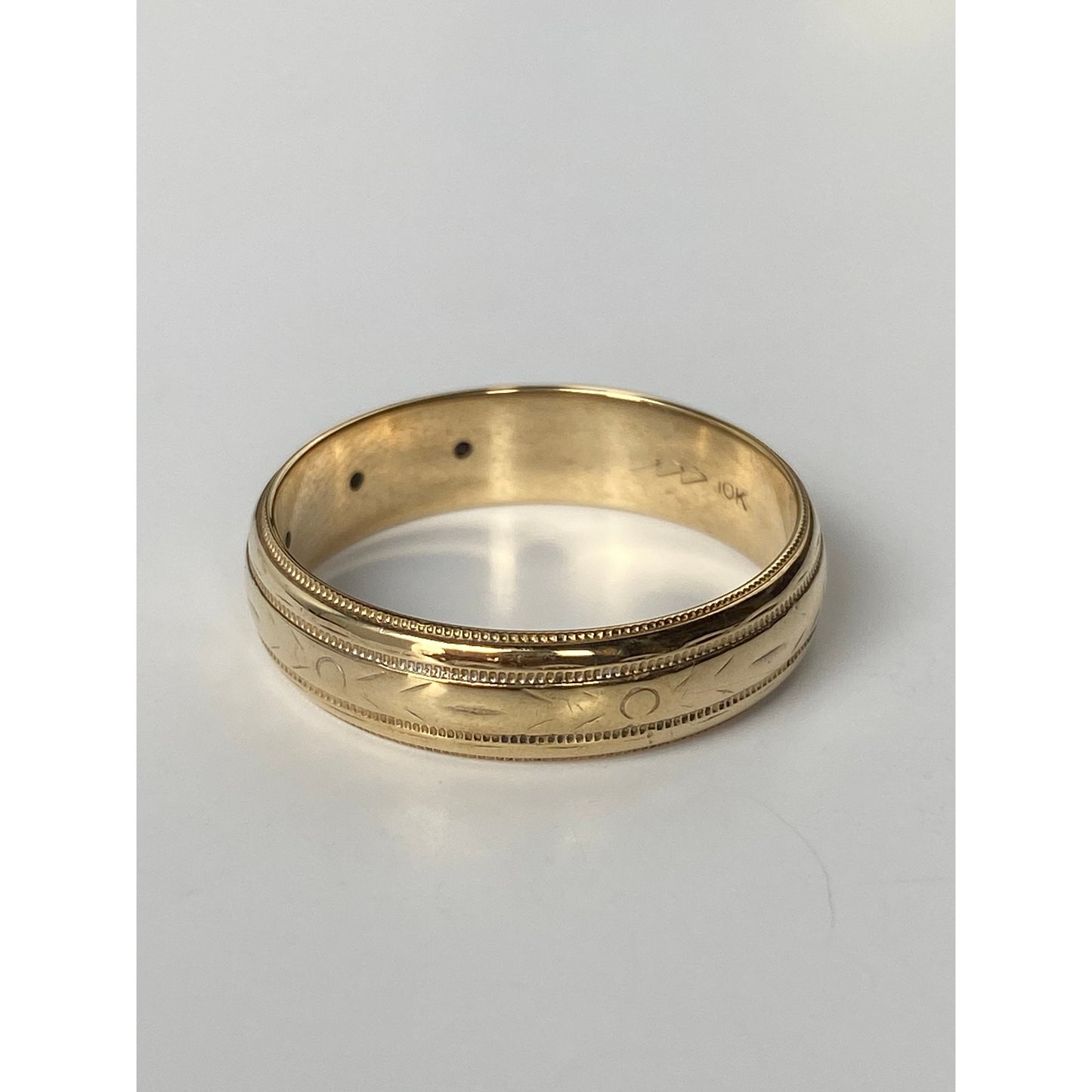 Vintage Solid 10k Yellow Gold Tiny Diamond & Ruby Milgrain Ring Band - Size 11.75