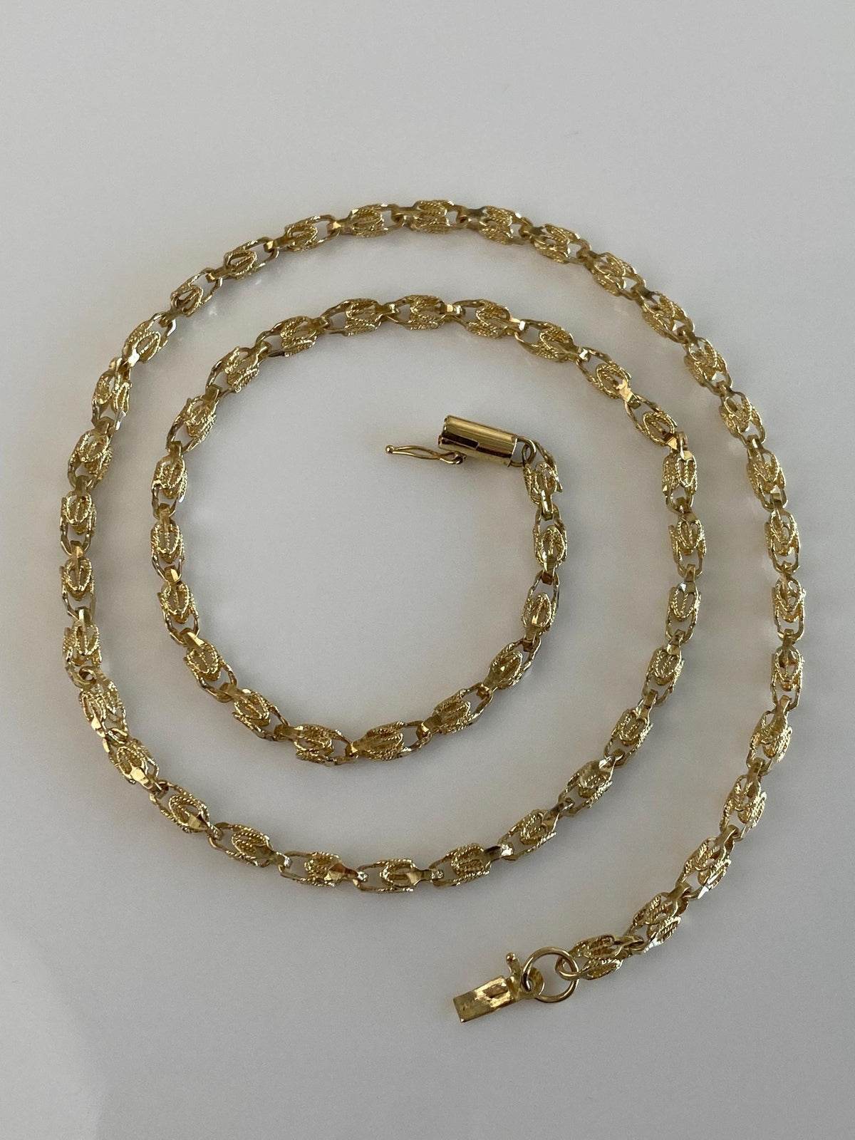 Vintage Solid 10k Yellow Gold Fancy Open Work Link Necklace - 20.5 inches