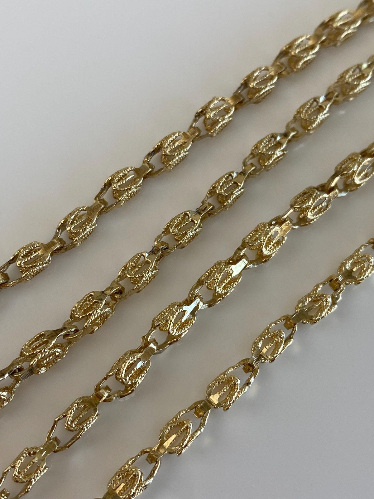 Vintage Solid 10k Yellow Gold Fancy Open Work Link Necklace - 20.5 inches