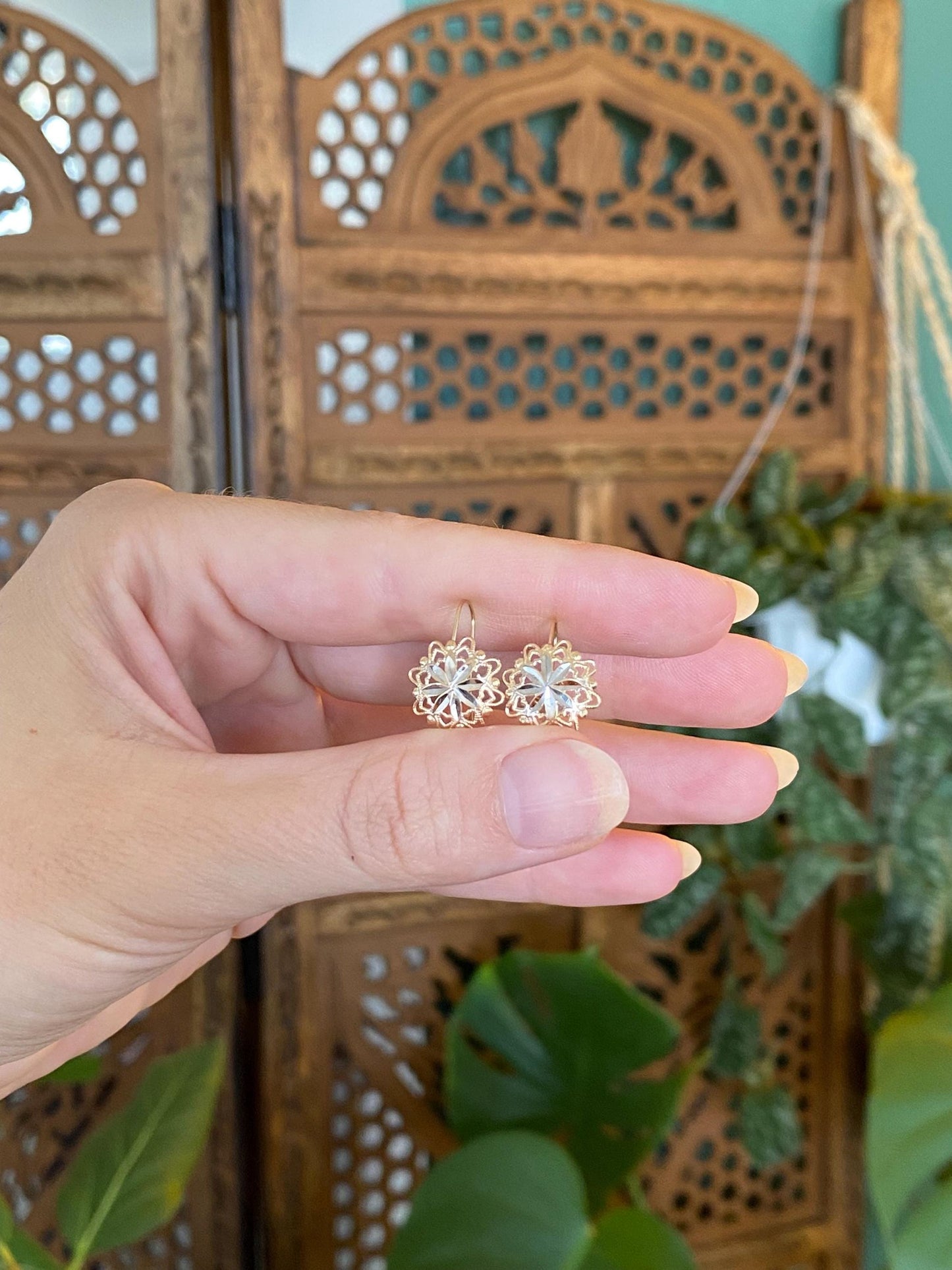 Vintage Solid 14k White & Yellow Gold Diamond Cut Drop Earrings