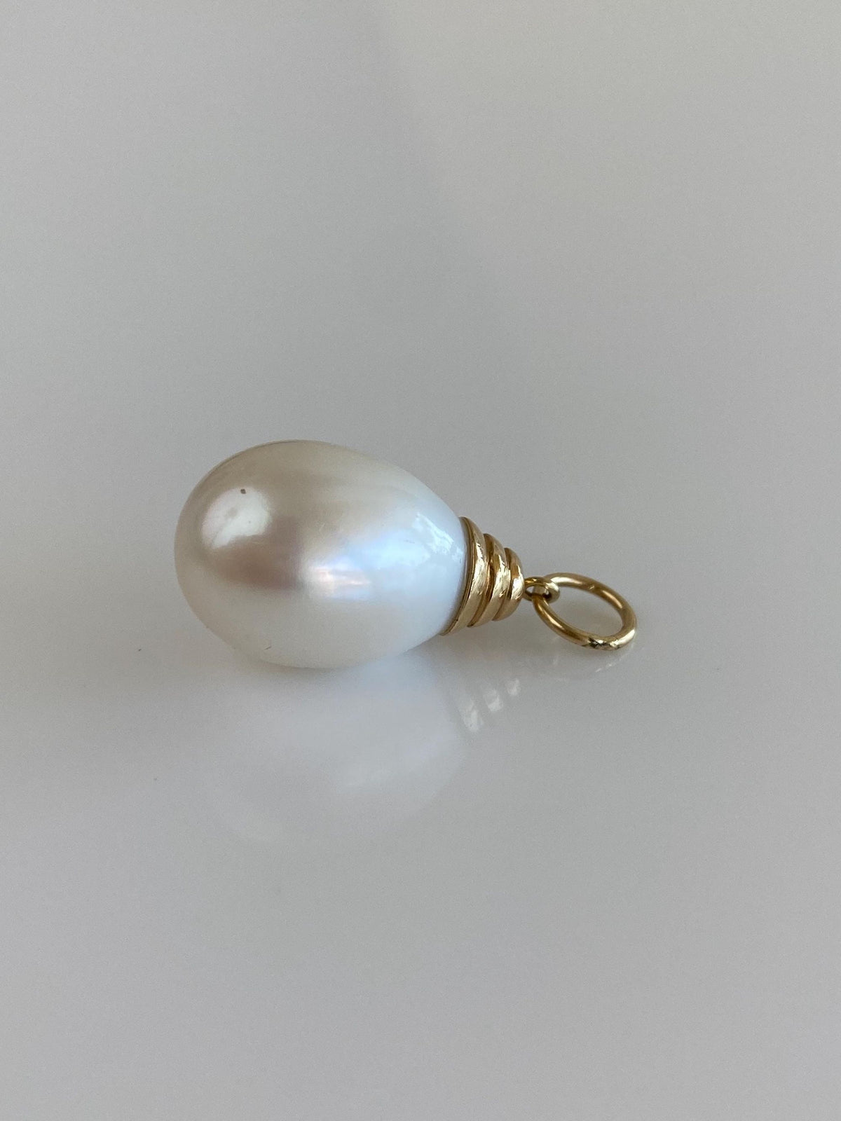 Vintage Solid 14k Yellow Gold Large Pearl Charm