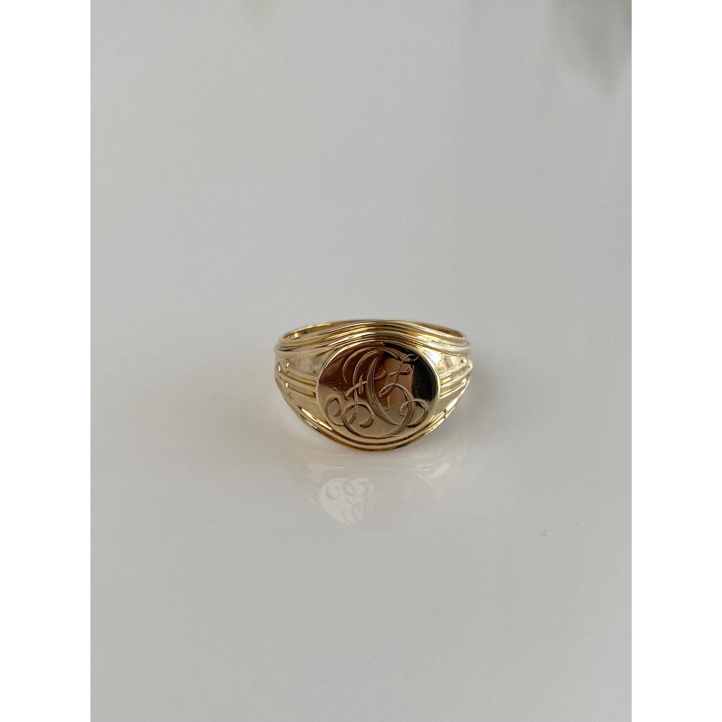 Vintage Solid 14k Yellow Gold Engraved Signet Ring - Size 7.75