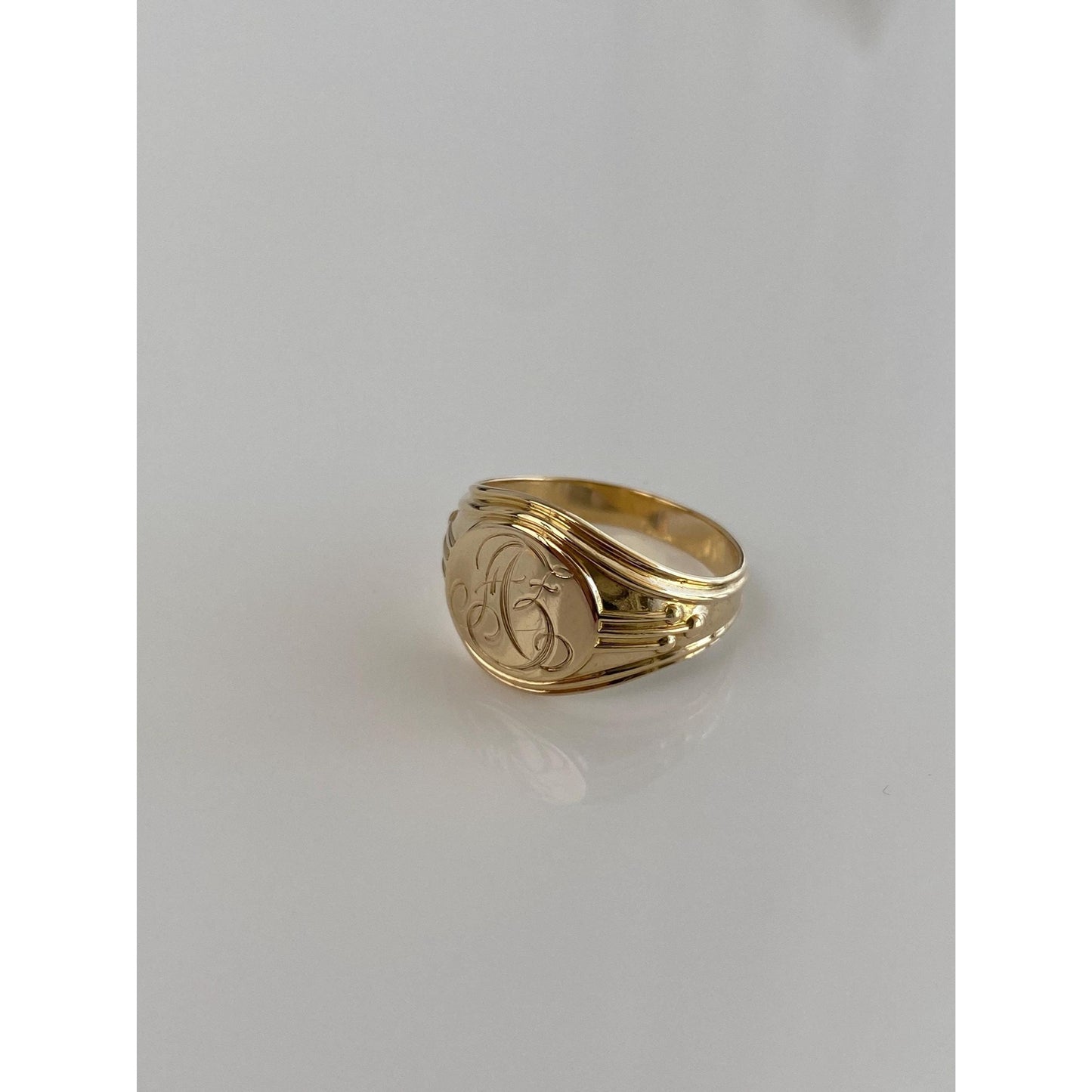Vintage Solid 14k Yellow Gold Engraved Signet Ring - Size 7.75