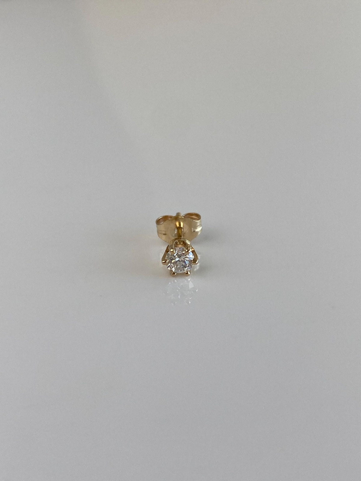 Vintage Solid 14k Yellow Gold SINGLE Diamond Stud Earring