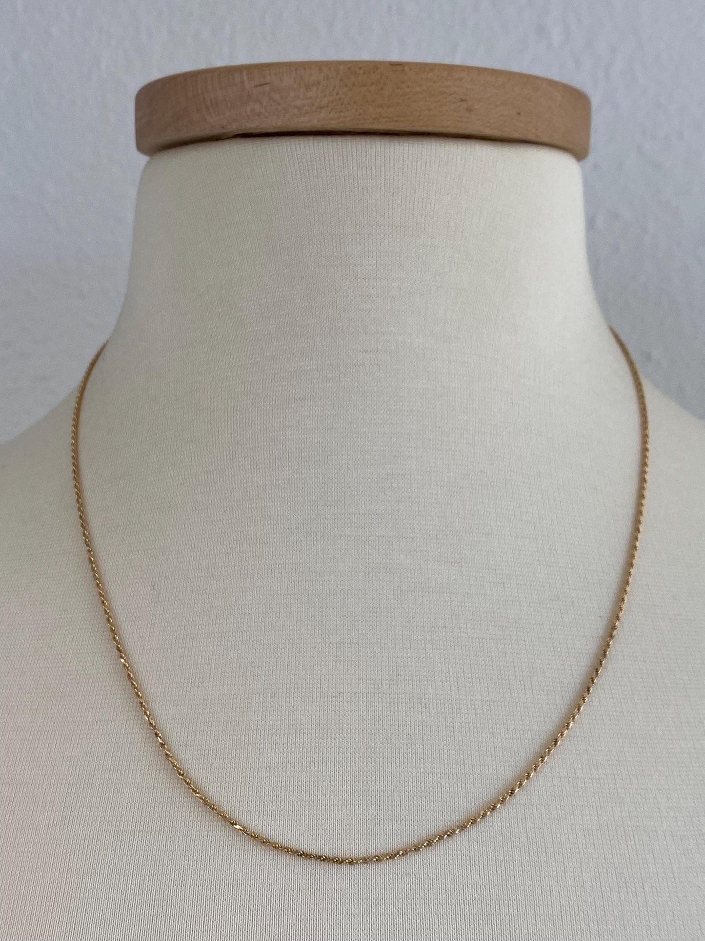 Vintage Solid 14k Yellow Gold Diamond Cut Slim Rope Chain Necklace - 20.5 inches