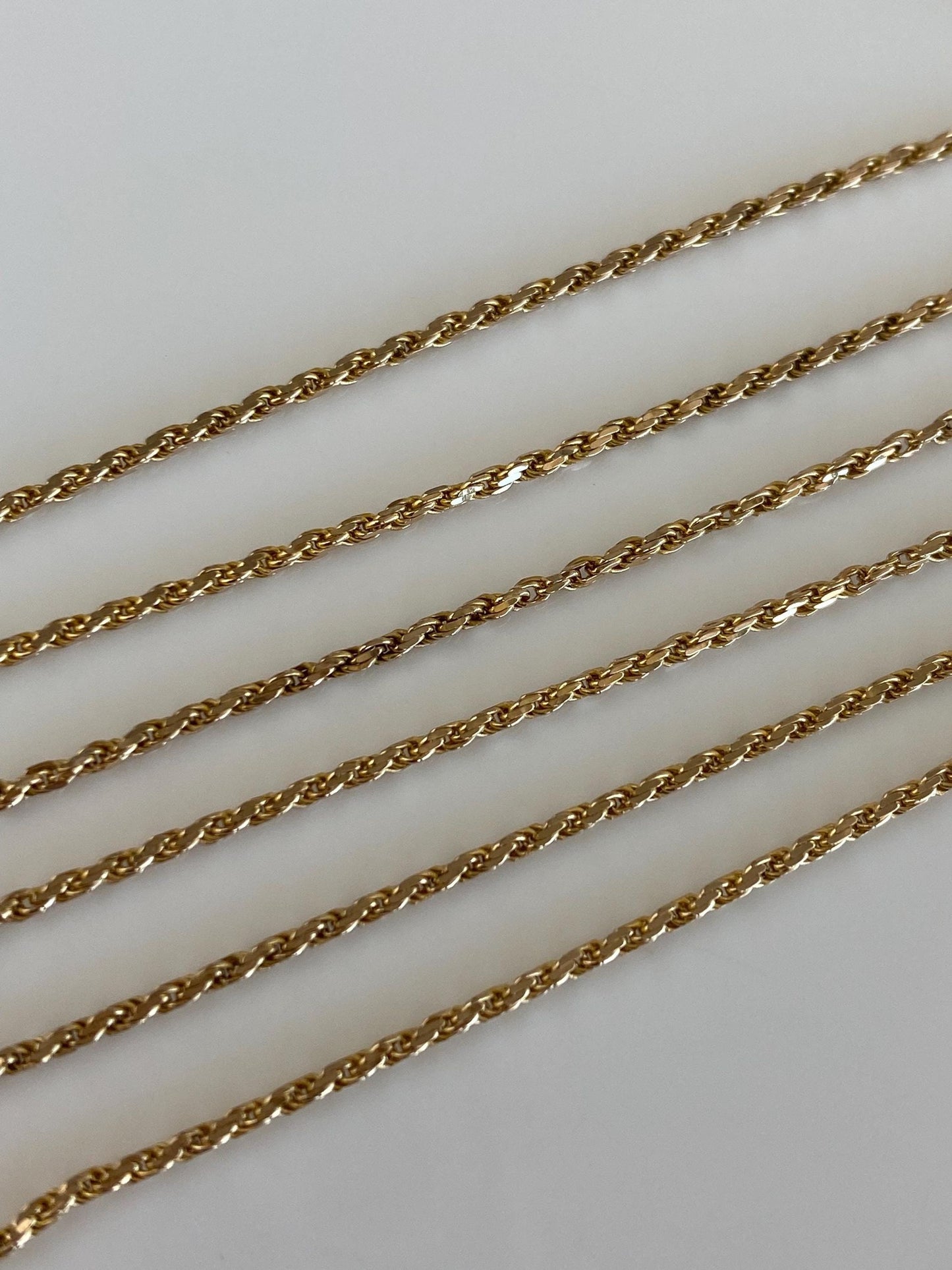 Vintage Solid 14k Yellow Gold Diamond Cut Slim Rope Chain Necklace - 20.5 inches