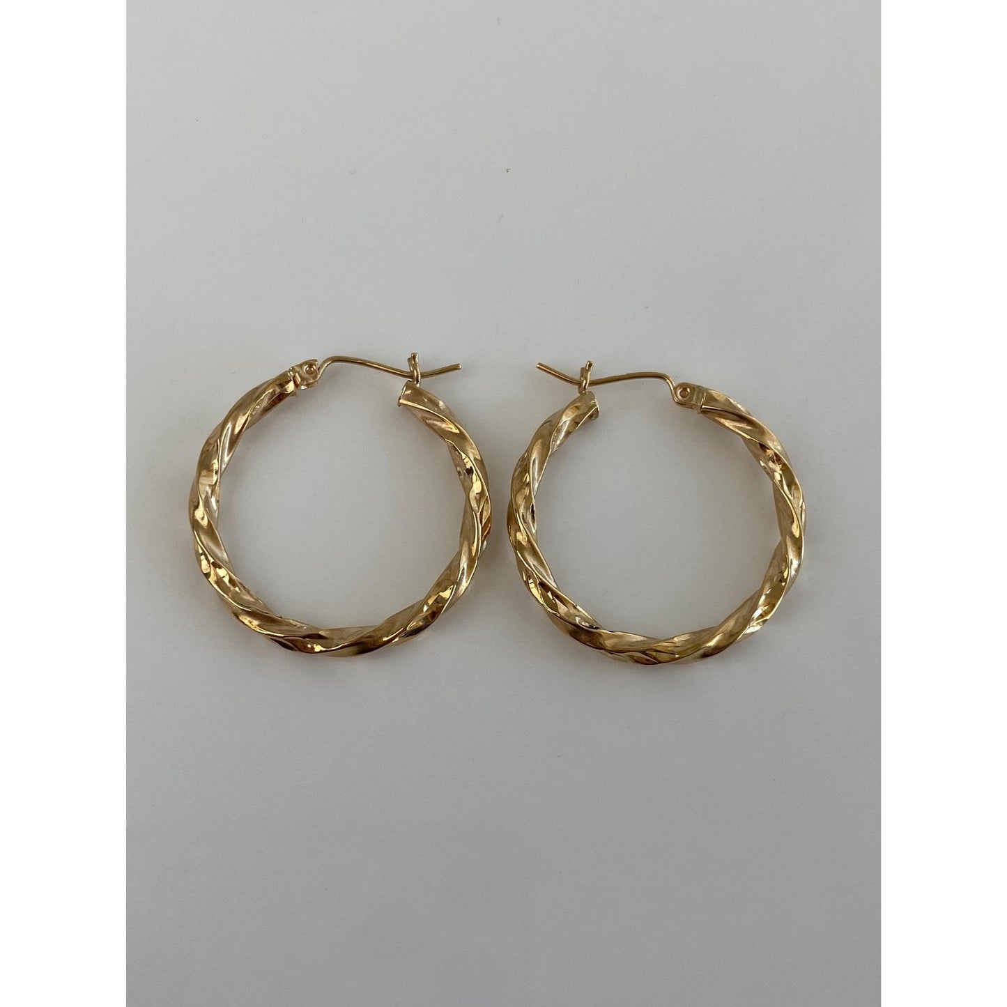 Vintage 14k Yellow Gold Twist Hoop Earrings