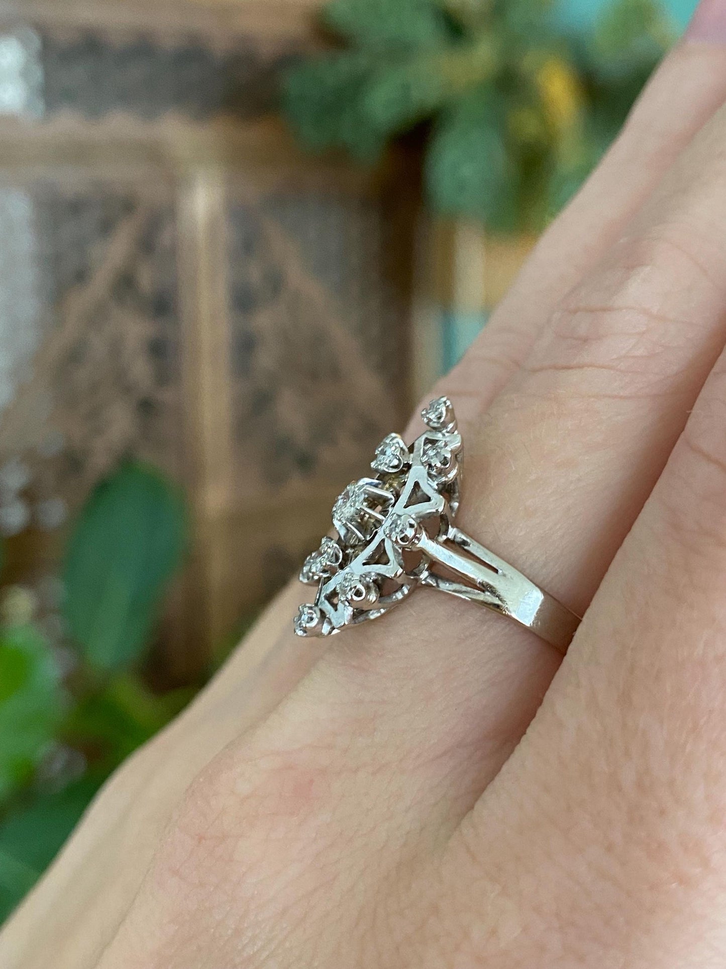 Vintage Solid 18k White Gold Diamond Cluster Ring - Size 6.25