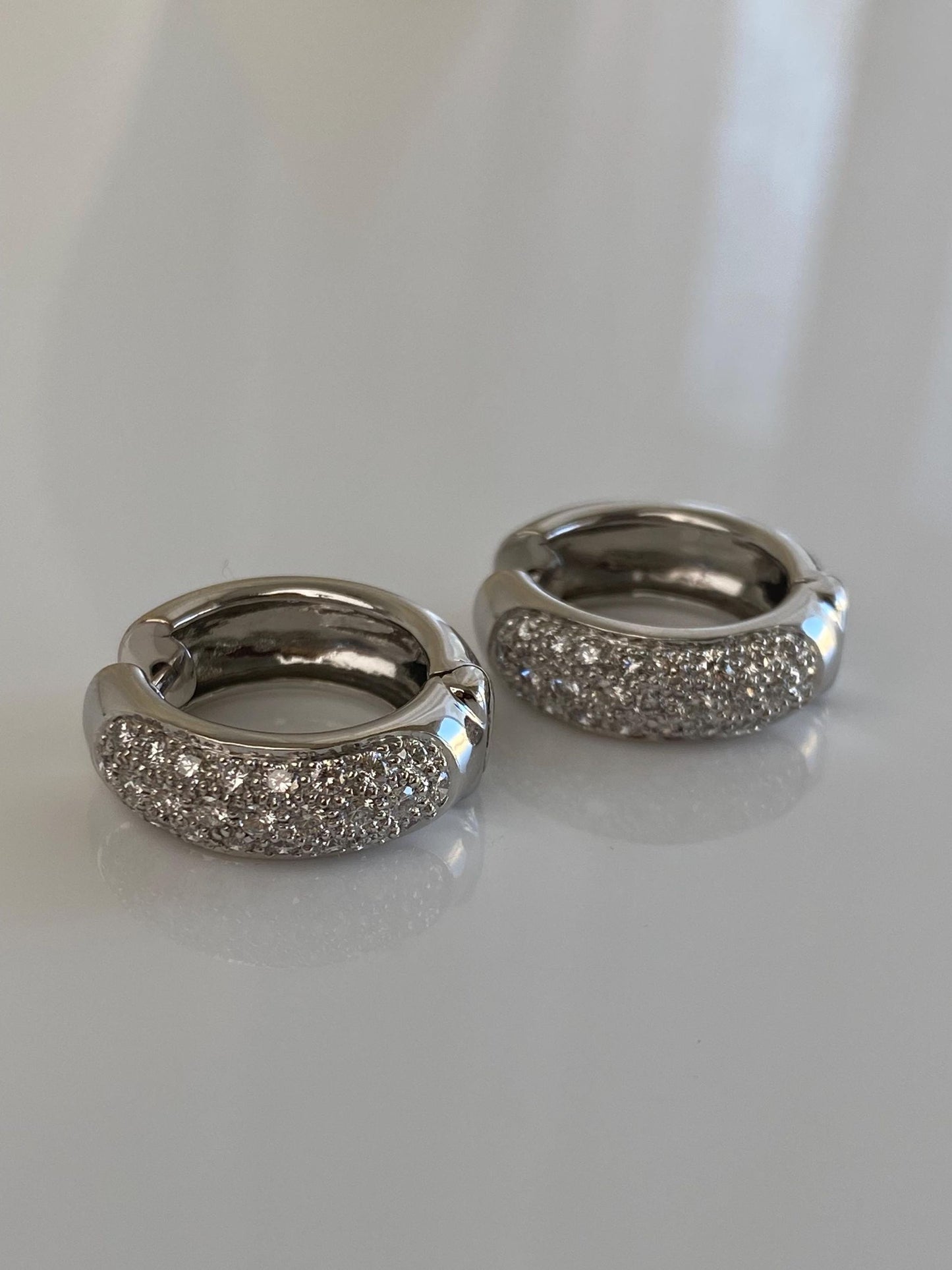 Vintage Solid 18k White Gold Diamond Hoop Earrings