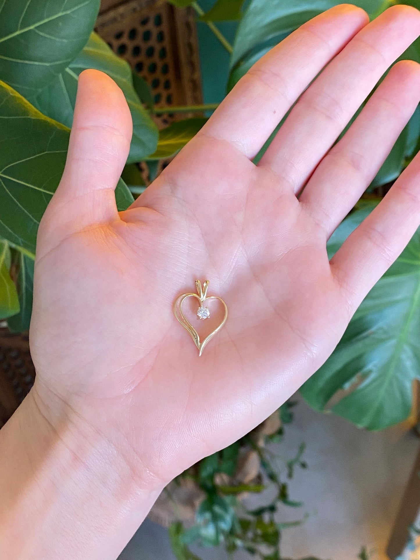 Vintage Solid 14k Yellow Gold Clear Cubic Zirconia Heart Charm