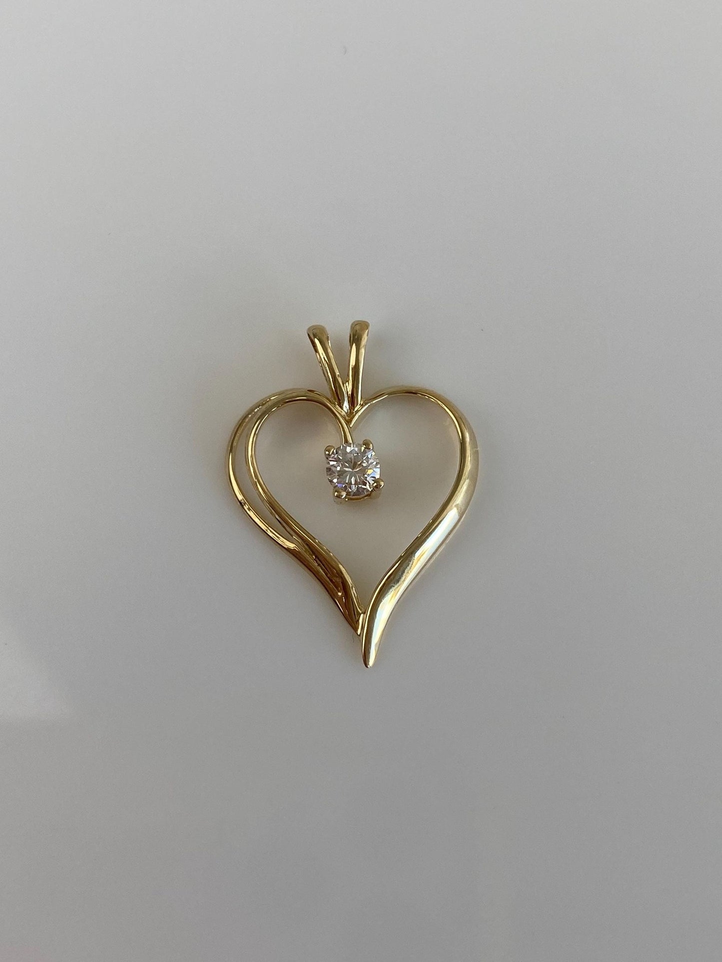 Vintage Solid 14k Yellow Gold Clear Cubic Zirconia Heart Charm