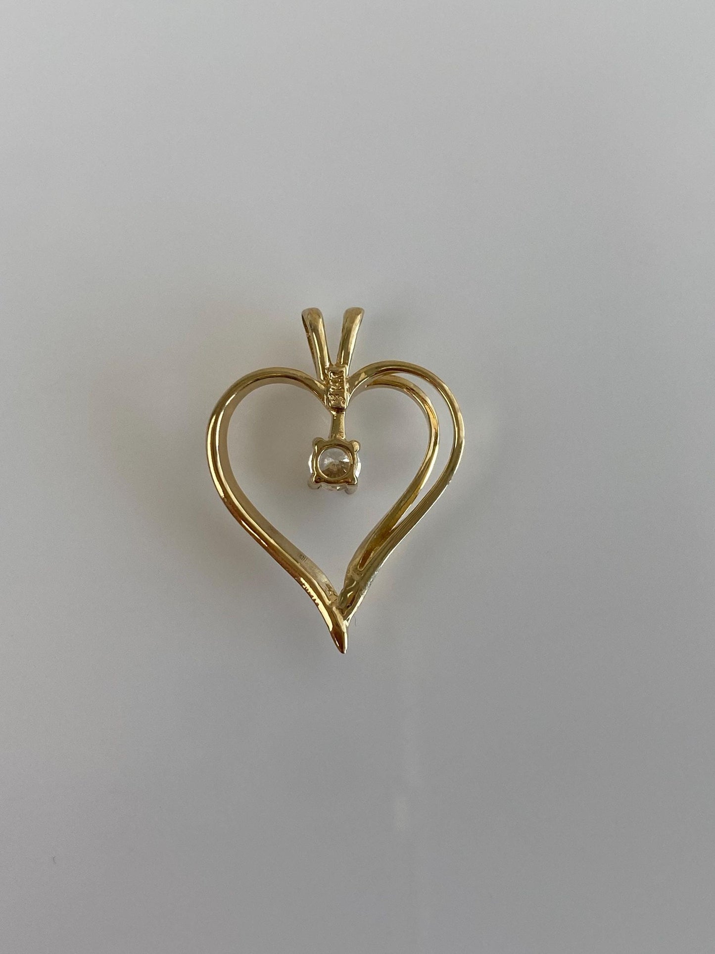 Vintage Solid 14k Yellow Gold Clear Cubic Zirconia Heart Charm